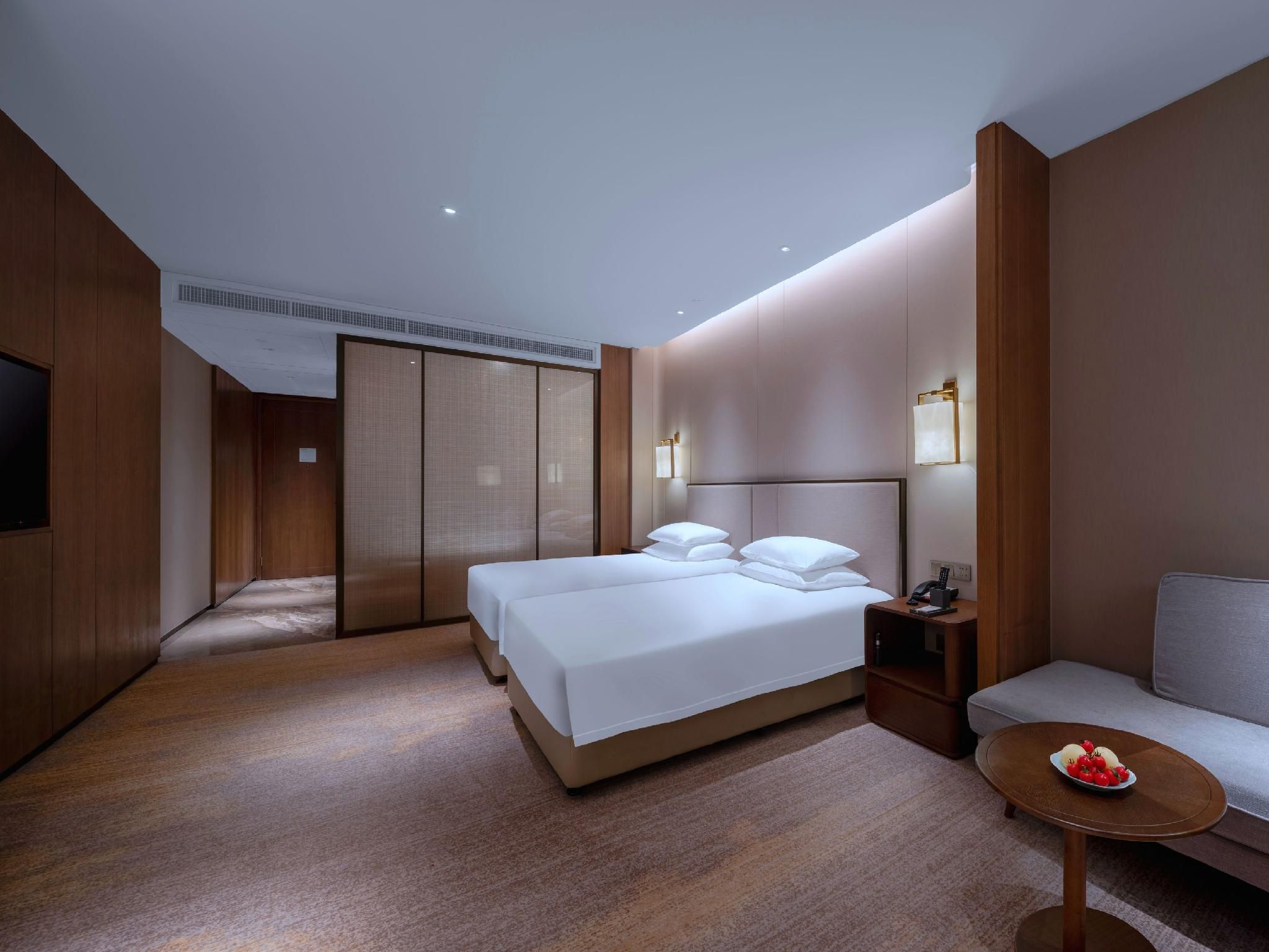 Deluxe Twin Bed Room