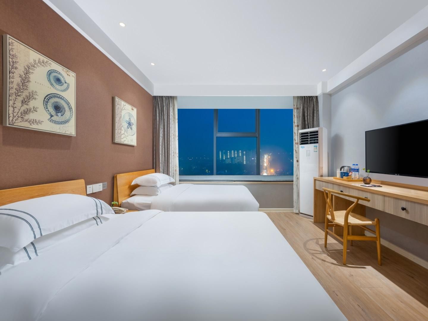 Twin Business Room