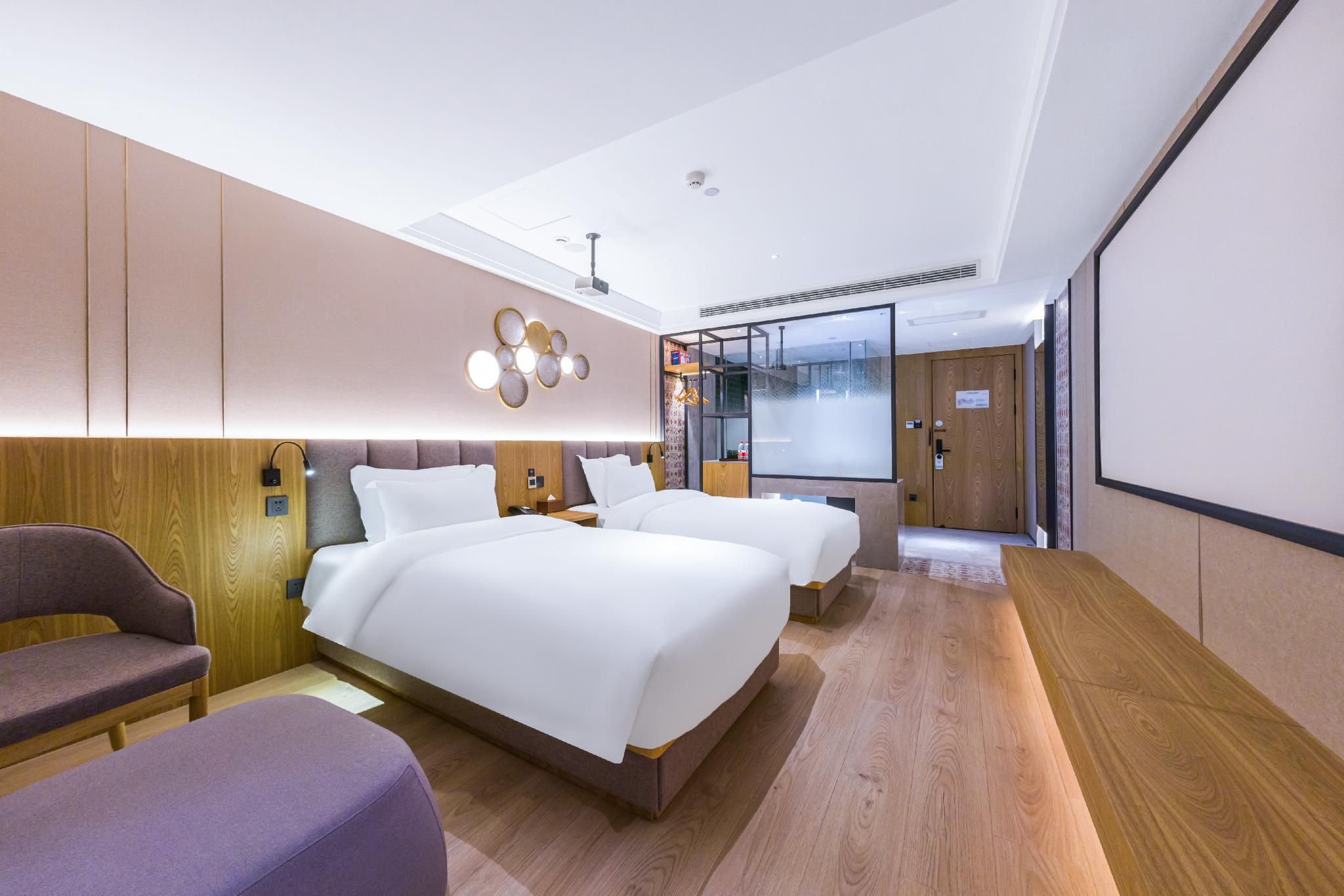 Huazhu - Speical Offer Twin Room