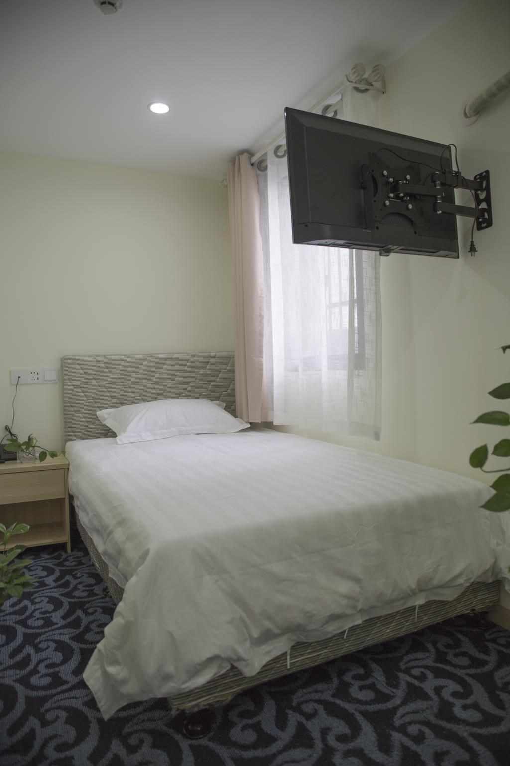 Budget Single Room