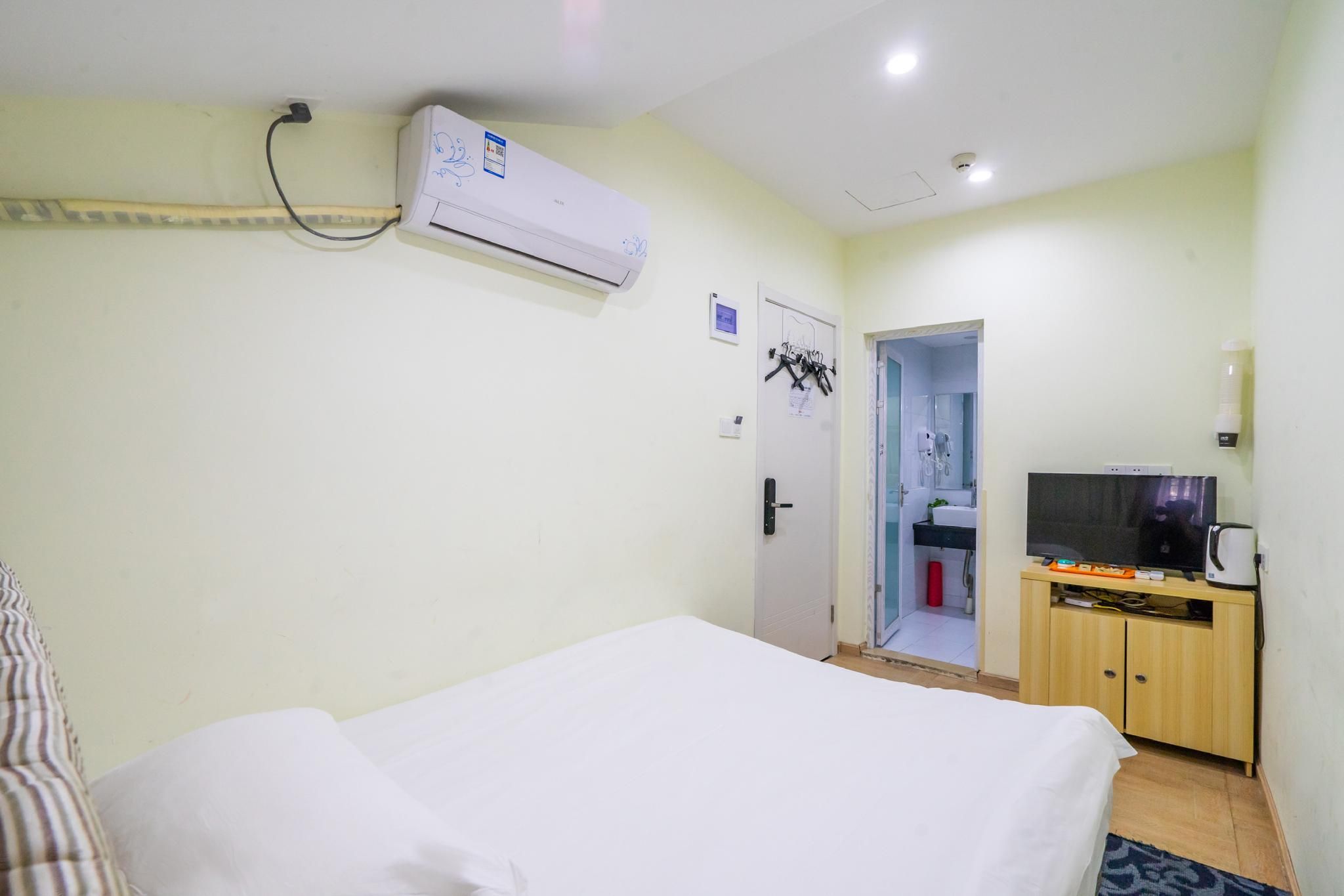 Budget Single Room