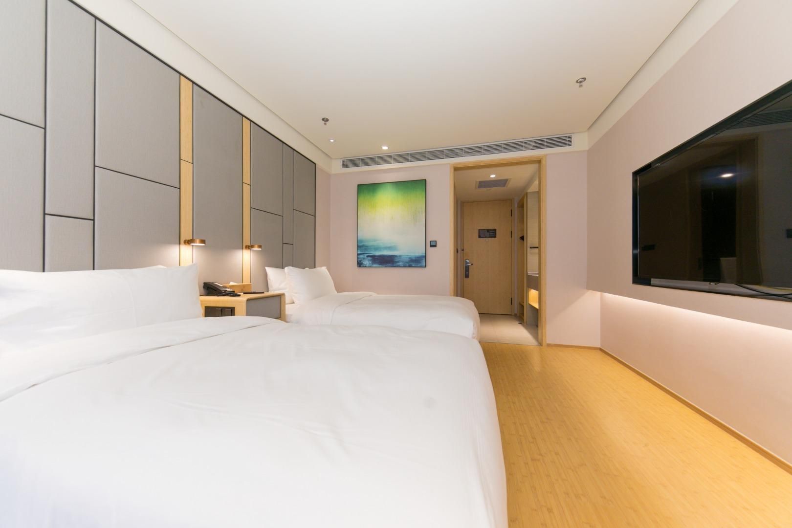 Twin Business Room