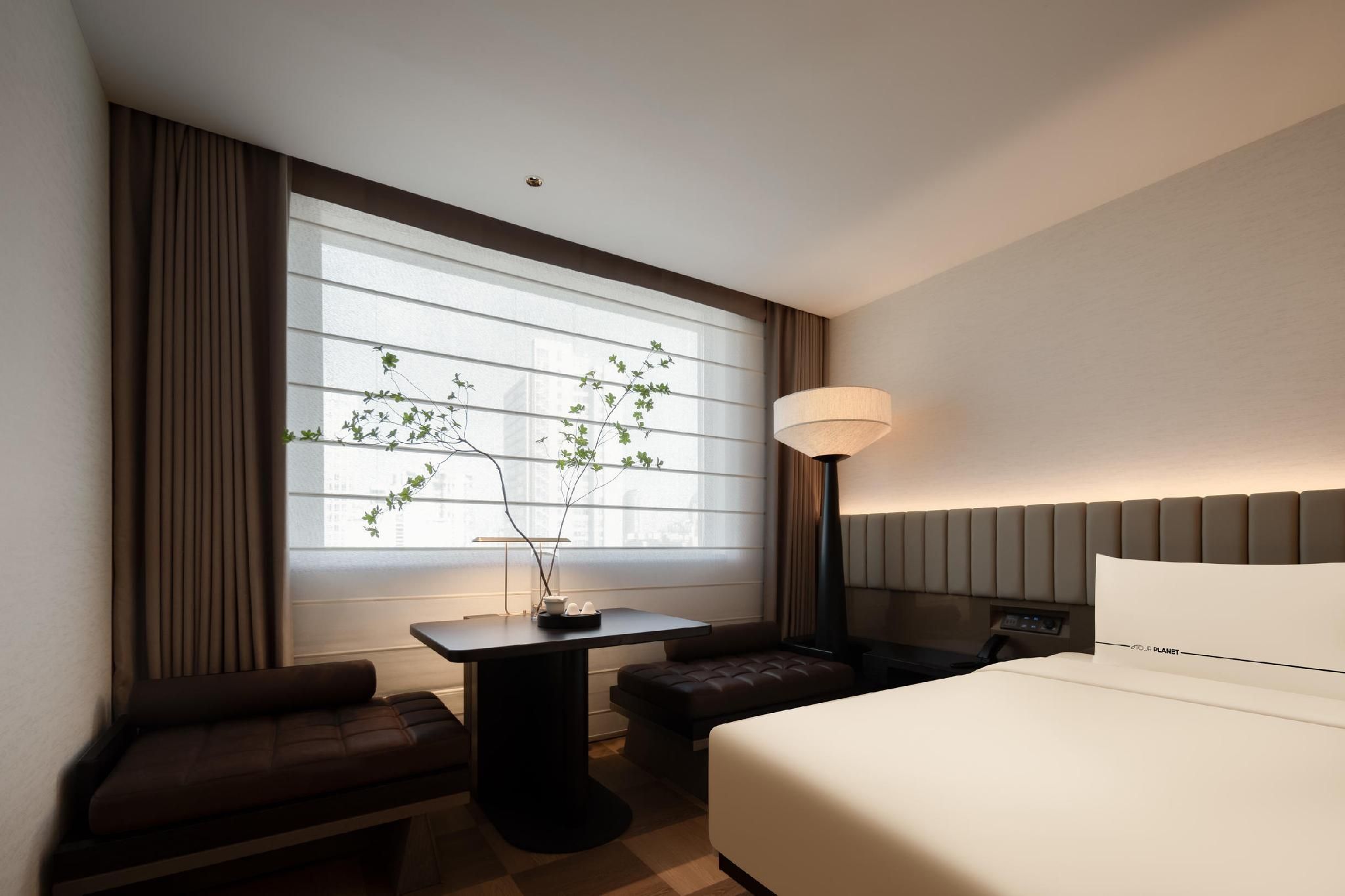 Executive room, Guest room, 1 Queen