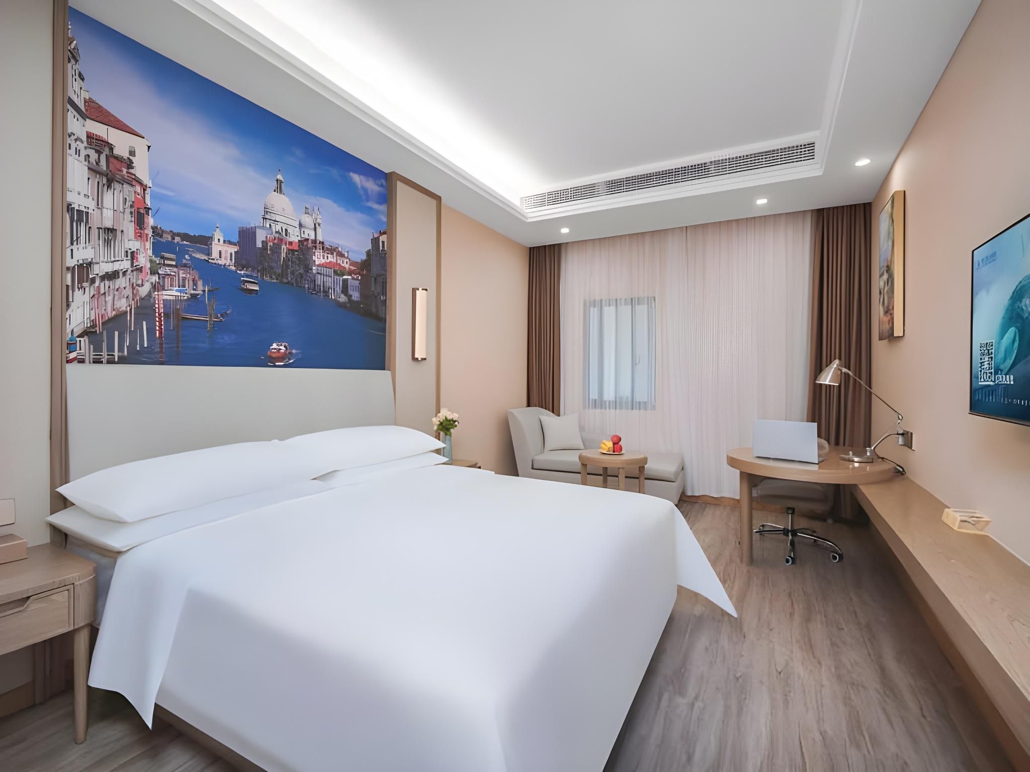 Vienna - Cinema Bed Room