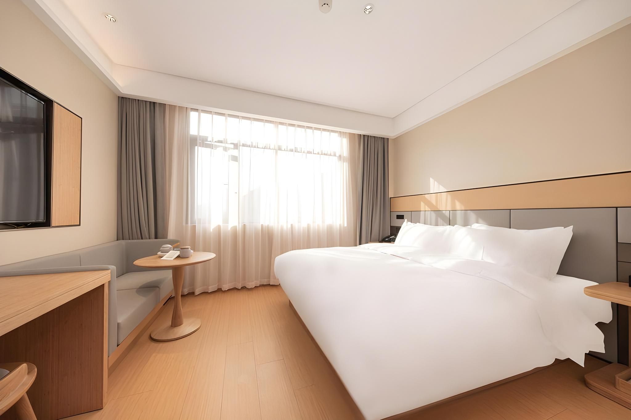 Business Queen Bed Room