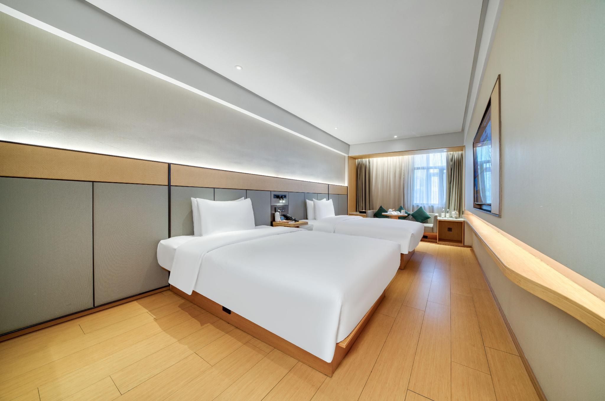 Deluxe Family Room, Guest room