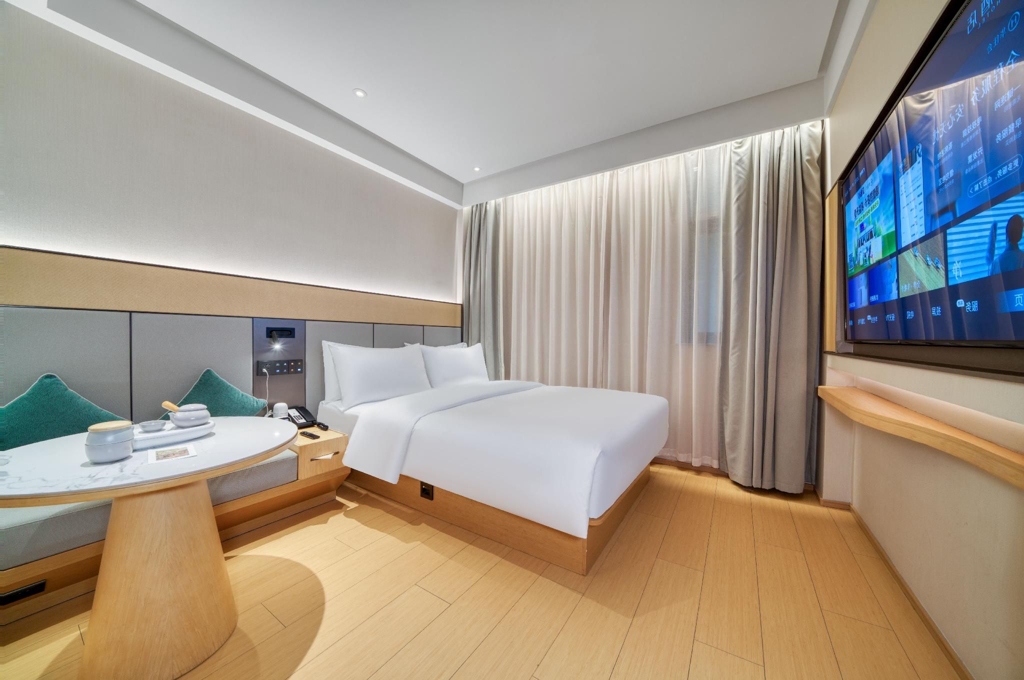 Queen Room A