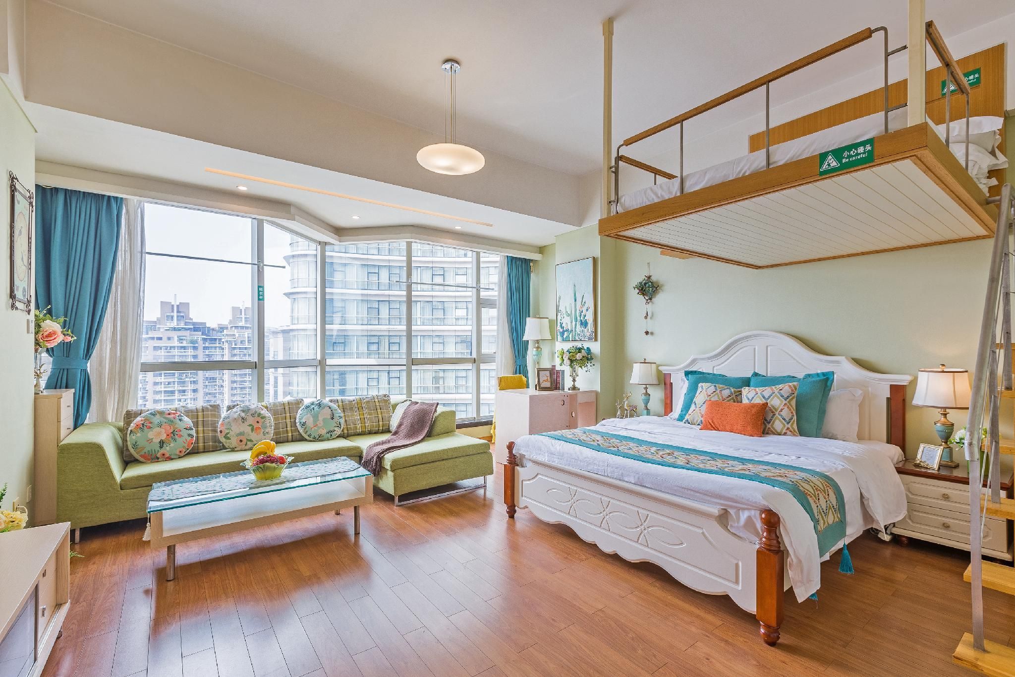 Boutique Family Room