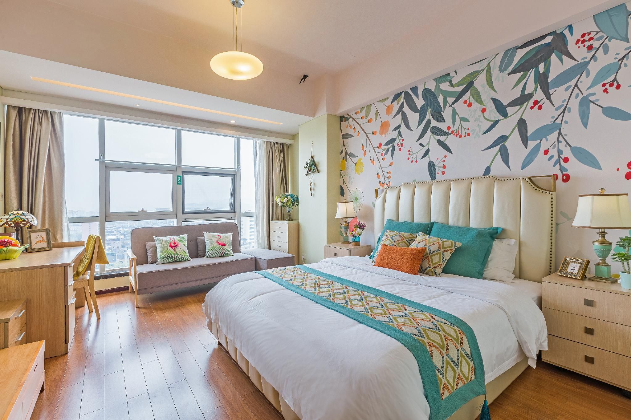 Fashion Queen Bed