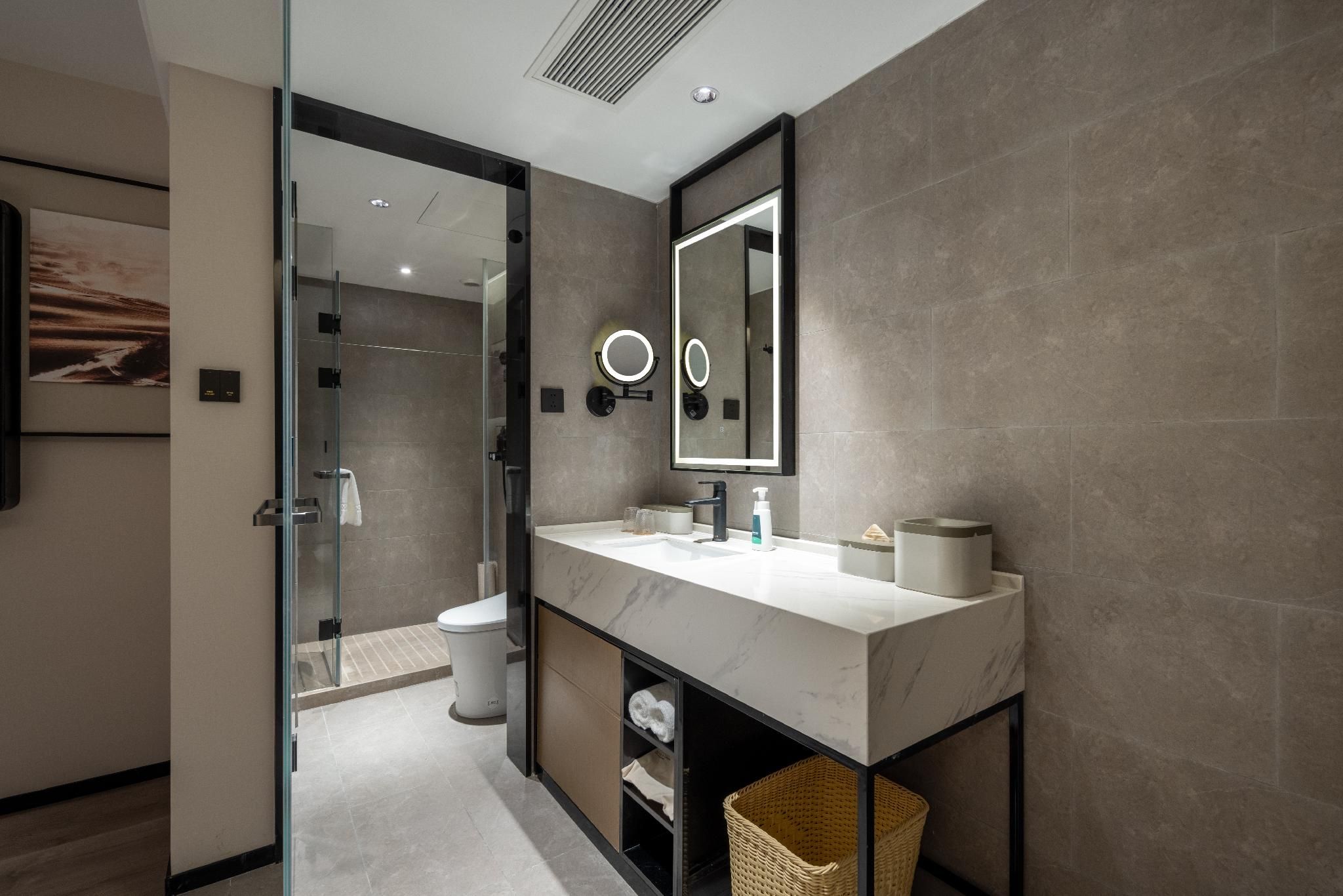 Executive King Room with City View