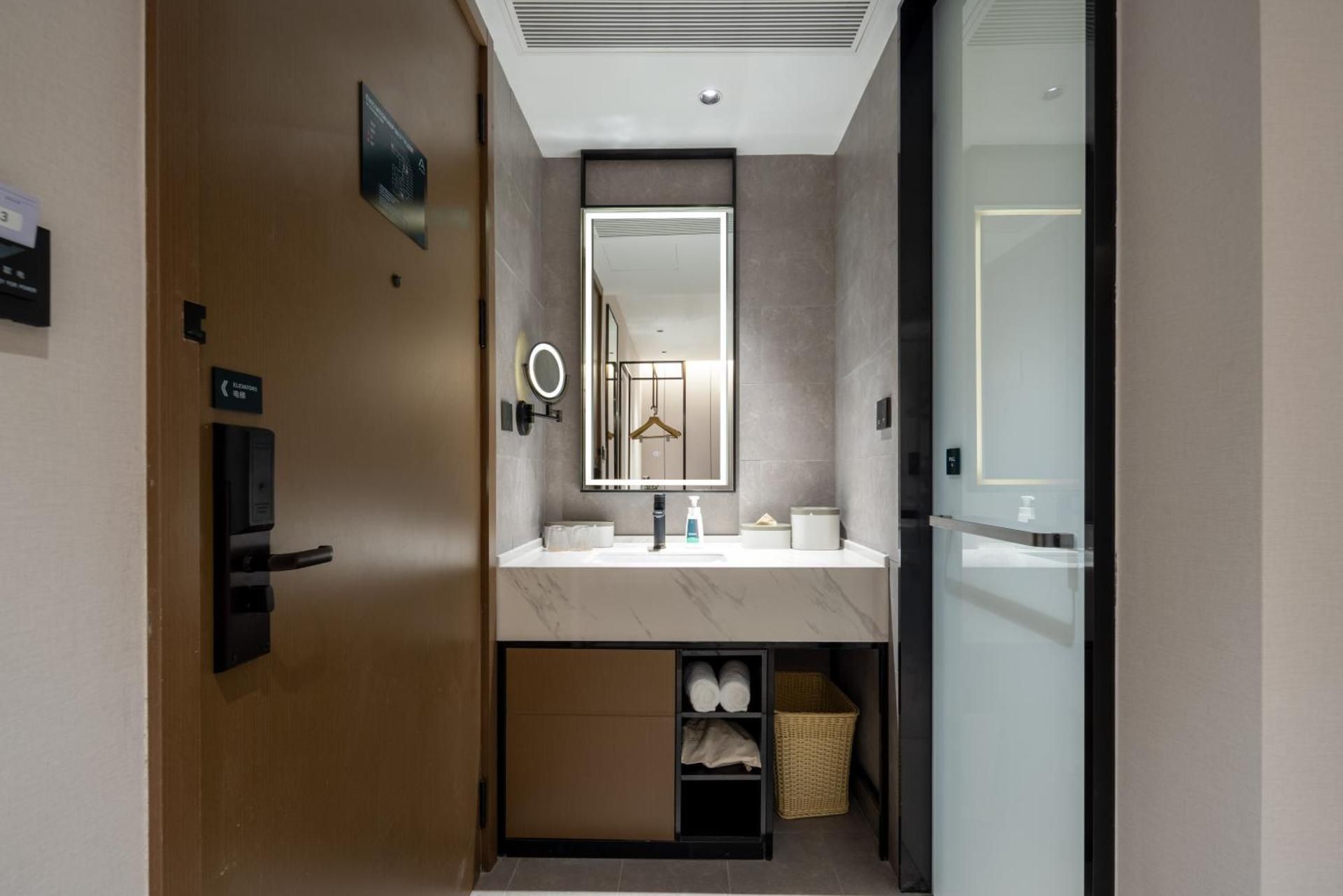 Jimu Double Room