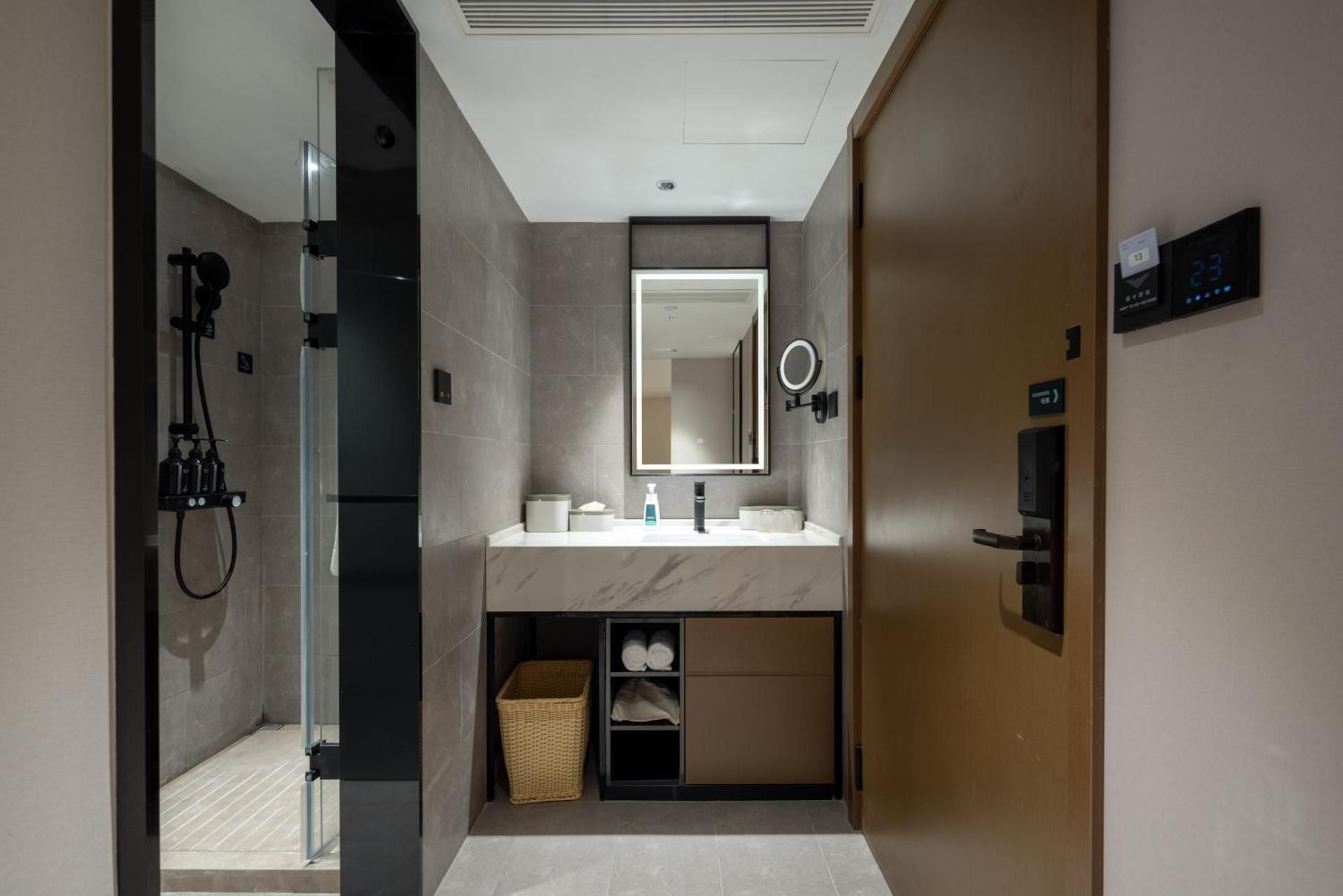 Superior Double Room with Inner Window