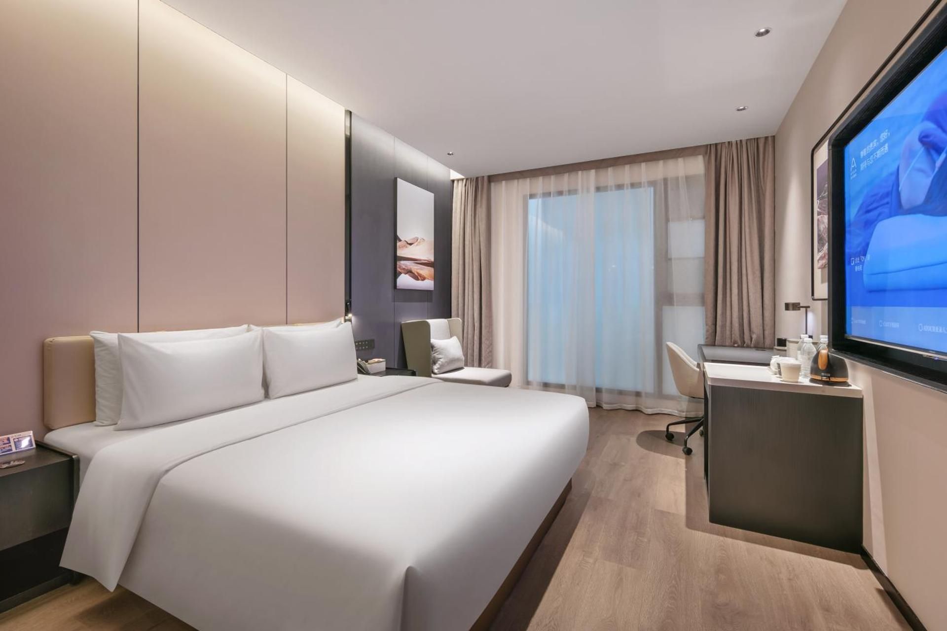 Superior Double Room with Inner Window