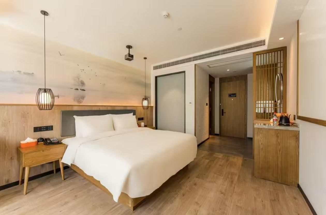 Grand King Room
