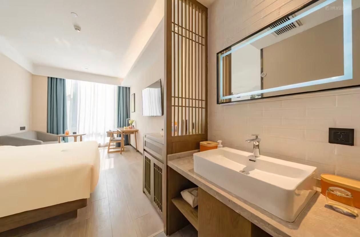 Executive room, Guest room, 1 Queen