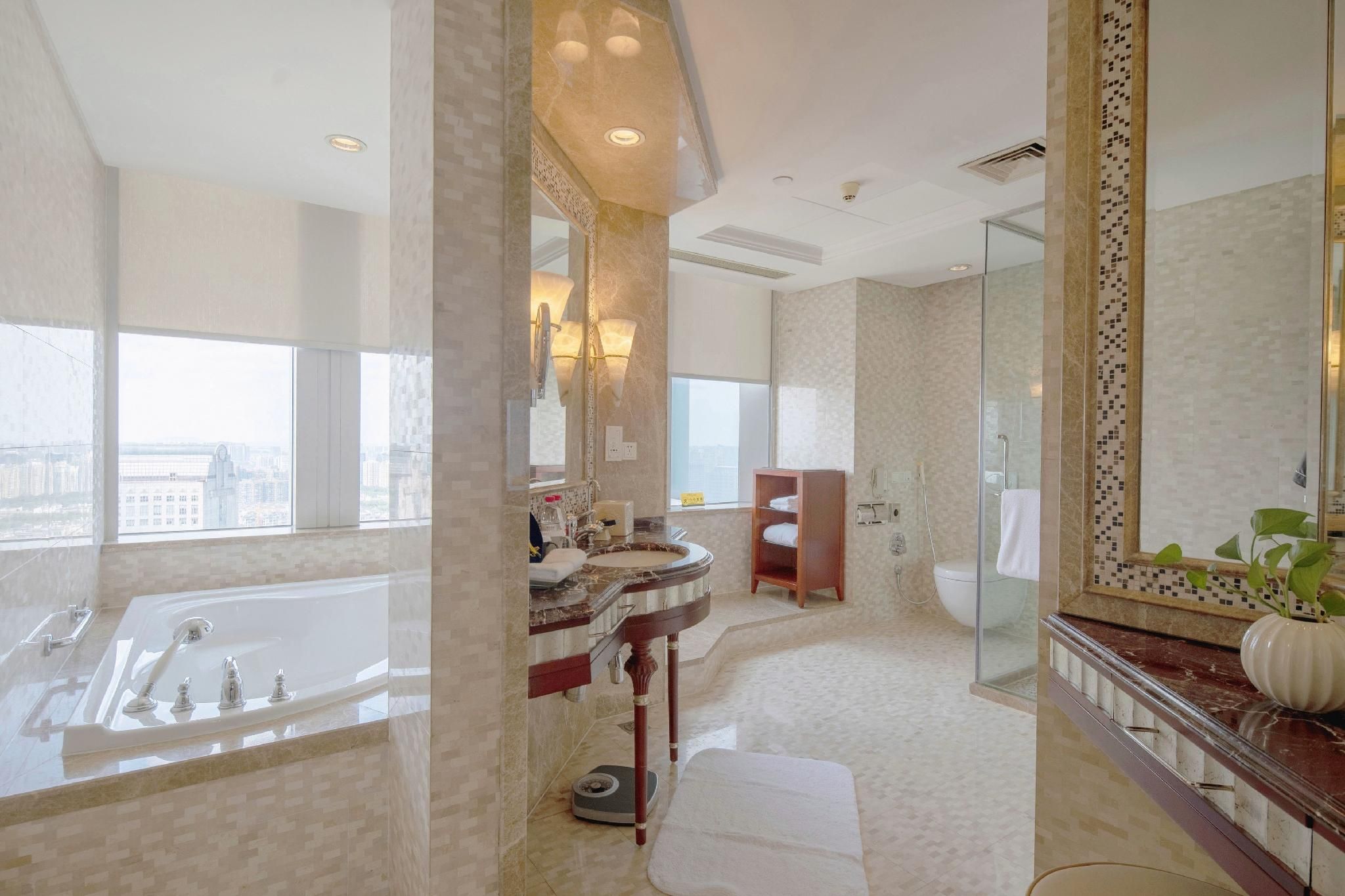 Double Room with Lake View