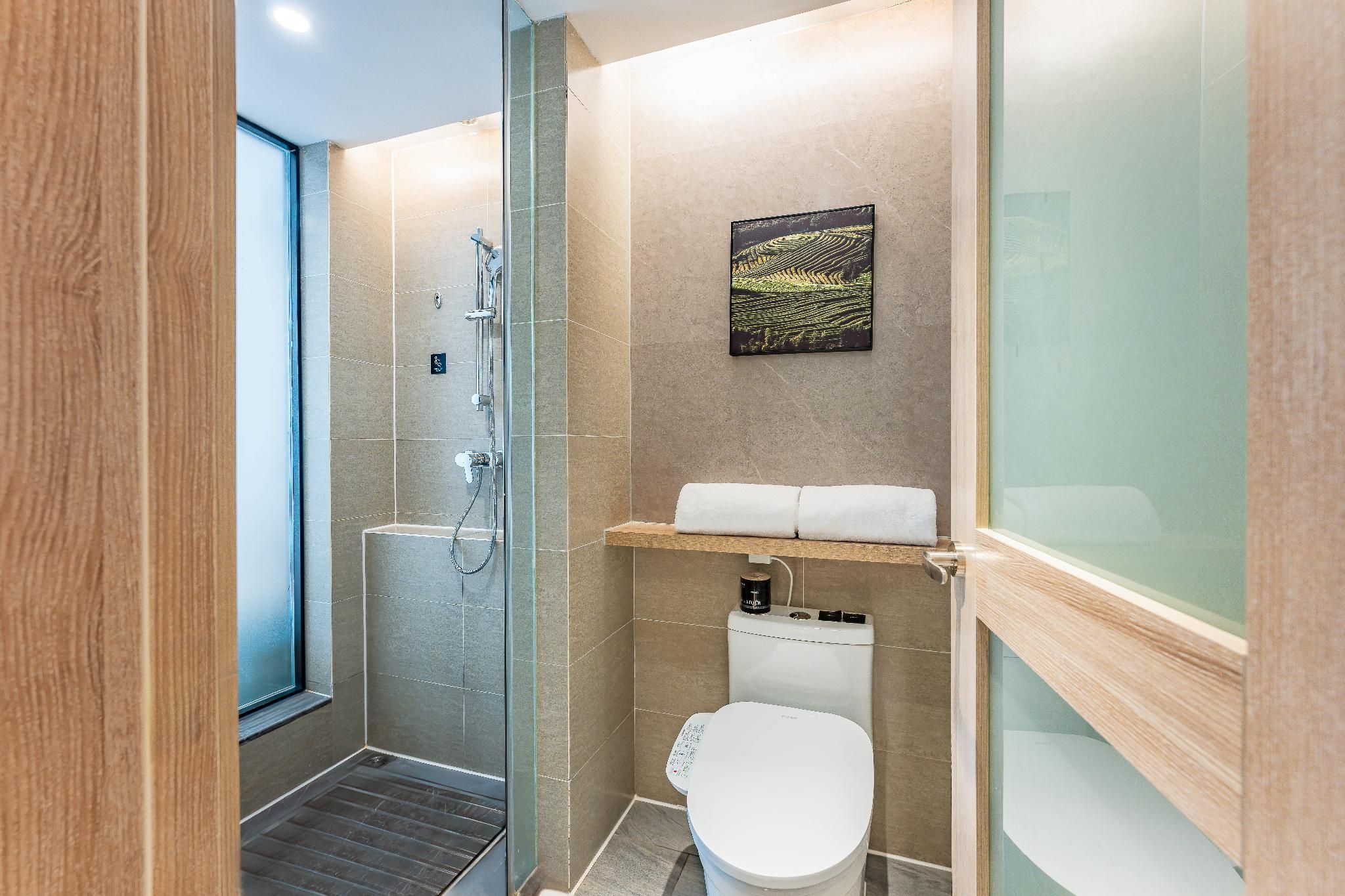 Executive room, Guest room, 1 Queen