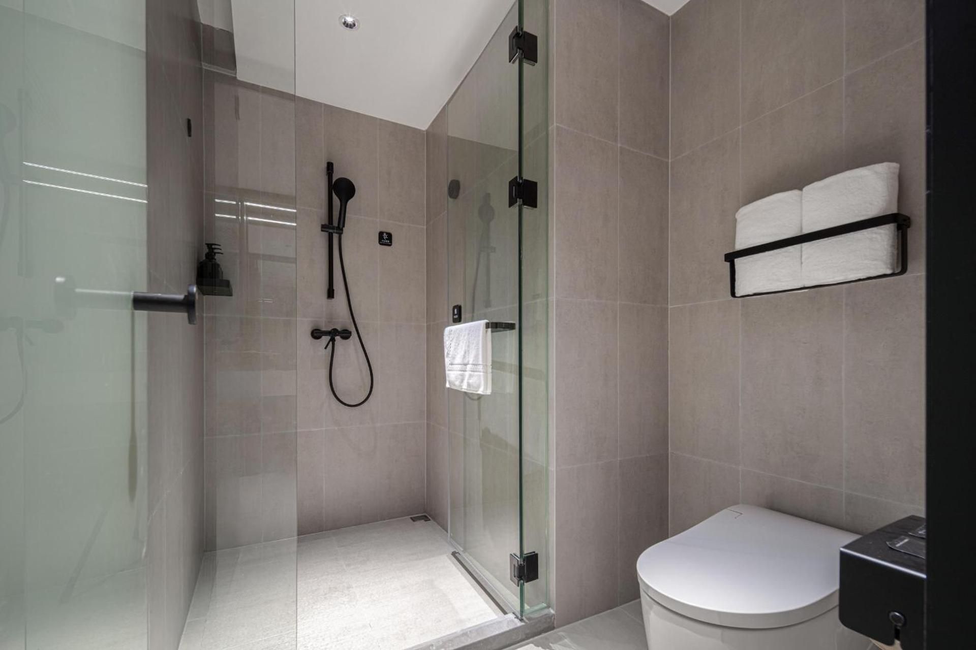 Superior Double Room with Inner Window