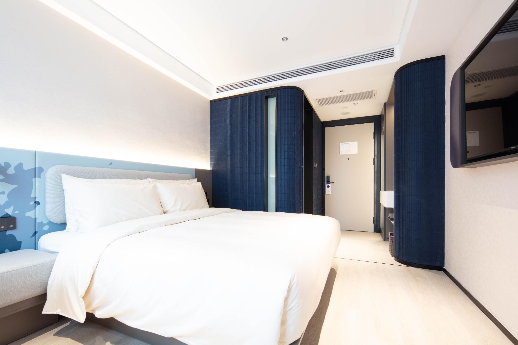 Atour Light Hotel Hangzhou West Lake Lakeside Pedestrian Street Standard King Room