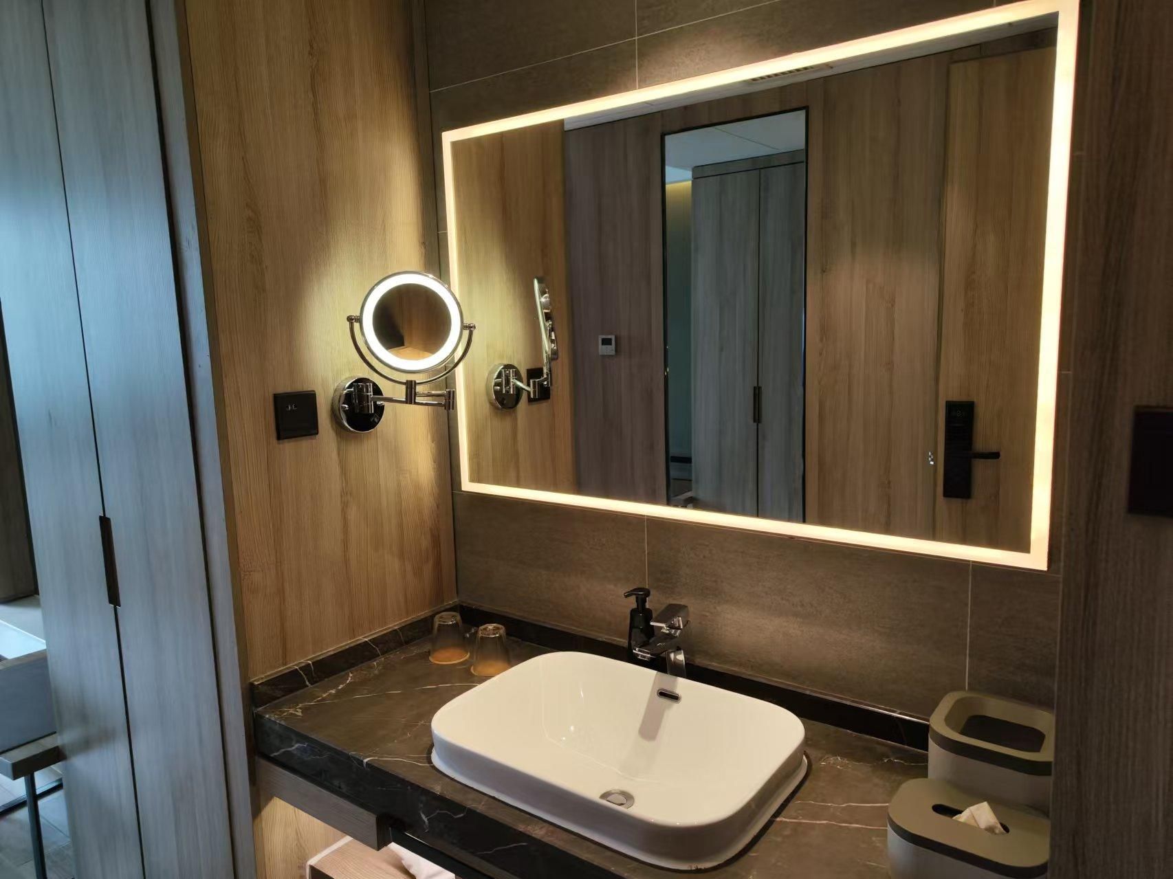 JIMU Family Kids Room with City View