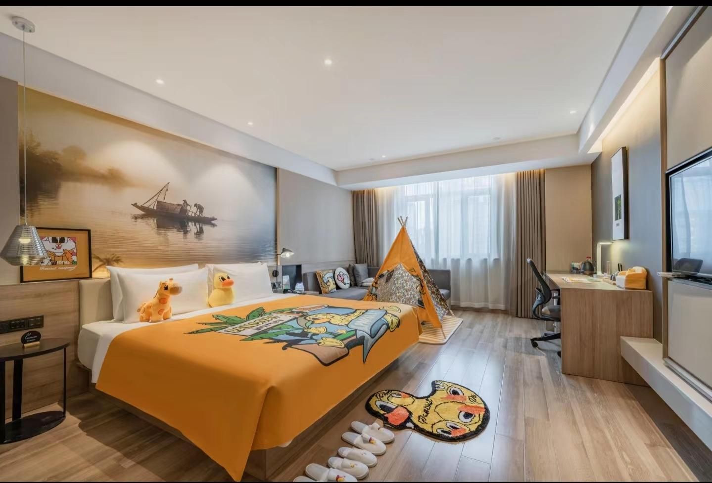 JIMU Family Kids Room with City View