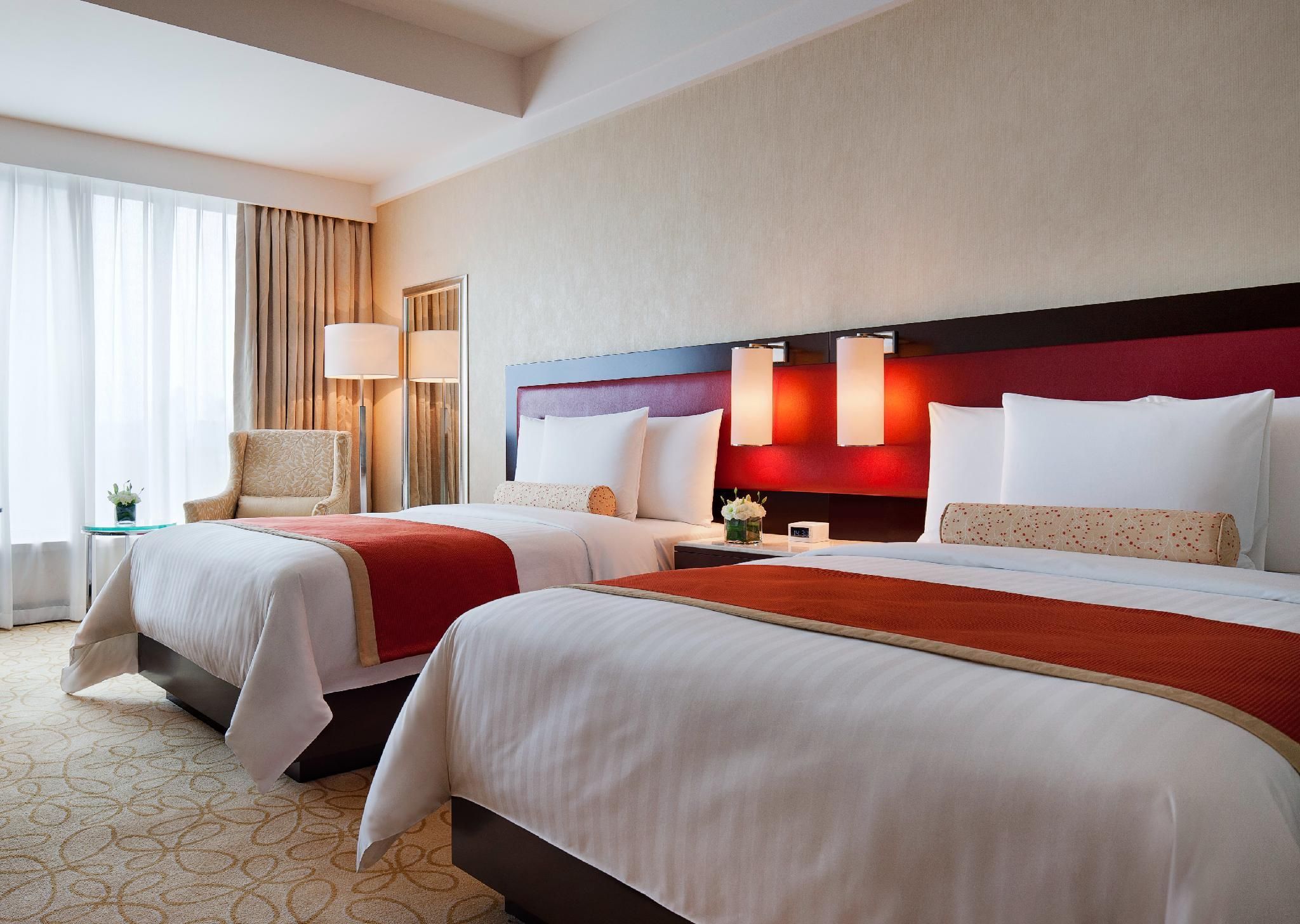 Premier Twin Room, Guest room, 2 Double, City view