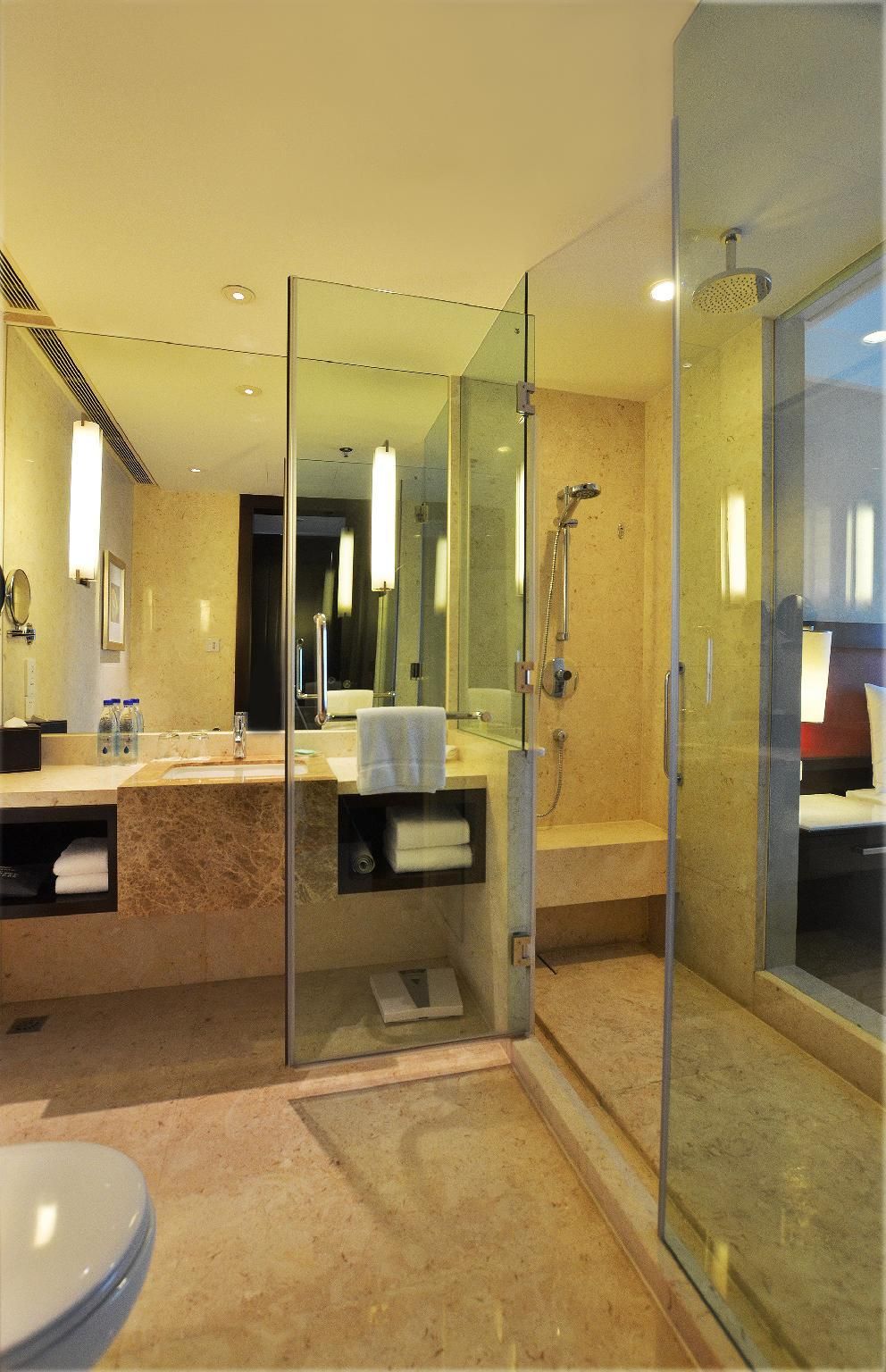 Executive Suite, Executive lounge access, 1 Bedroom 2 room Suite, 1 King