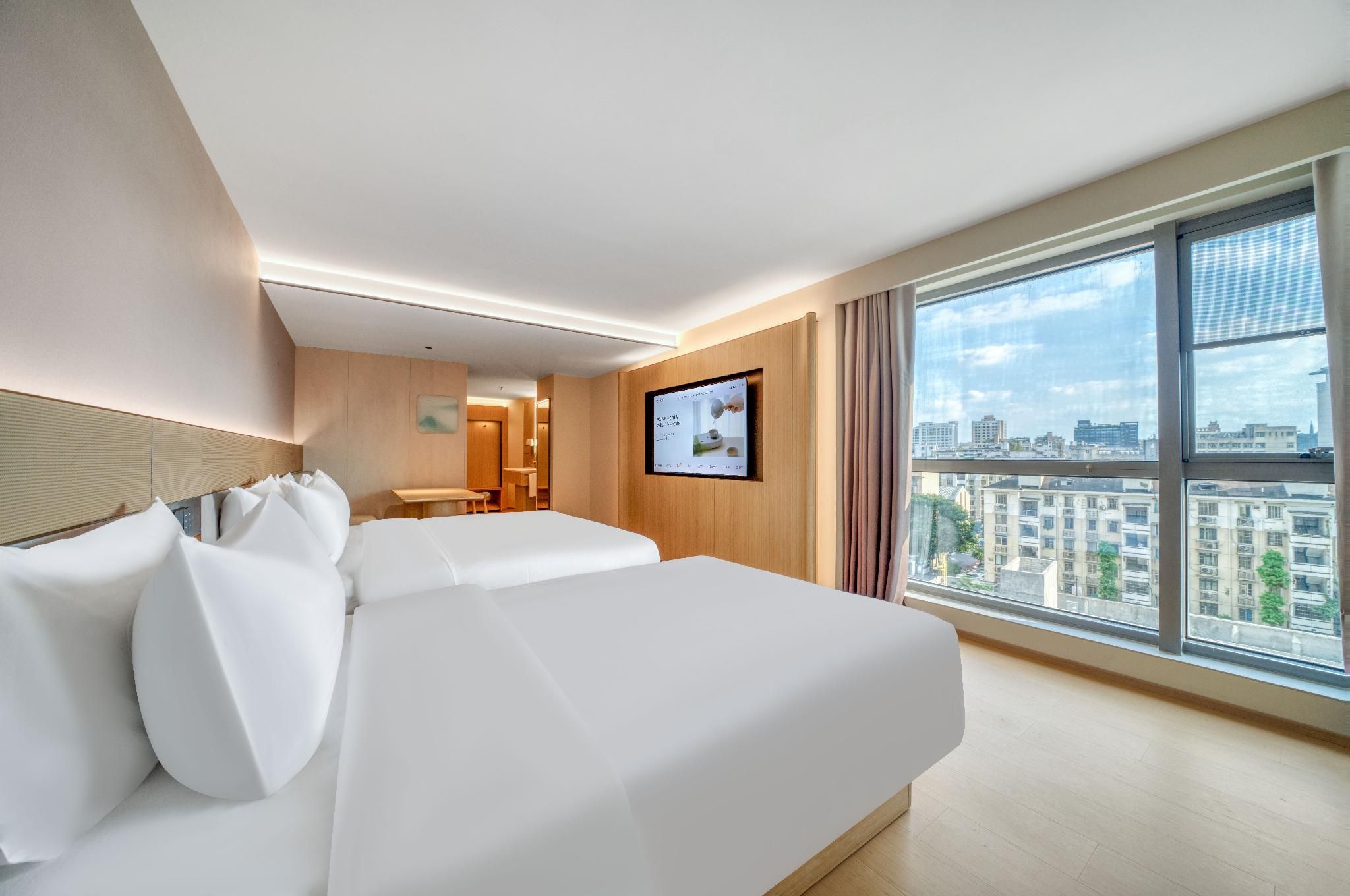Ji Hotel Hangzhou Wulin Square Shentang Bridge Huazhu - Deluxe Family Room