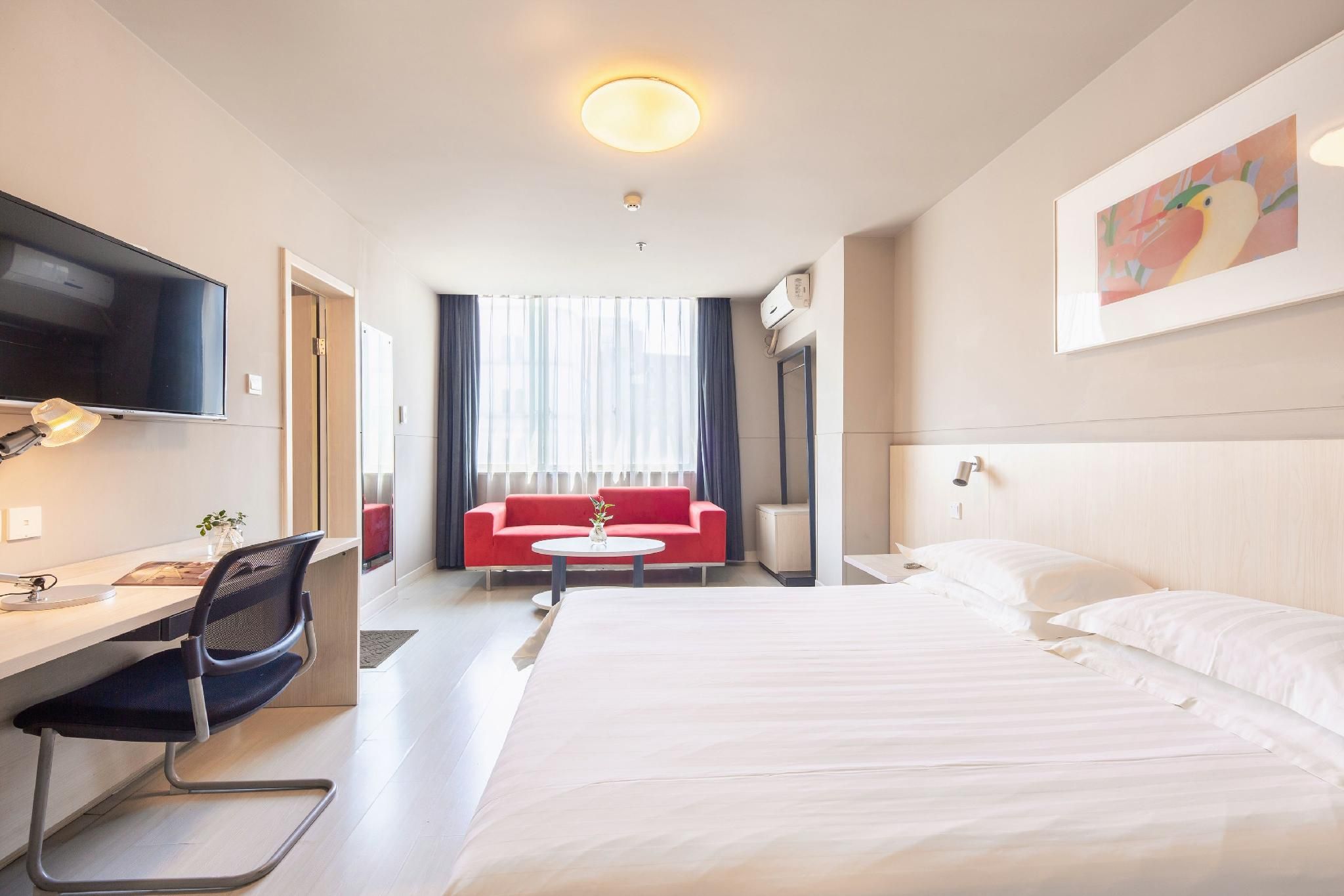 WH - Superior Bed Room