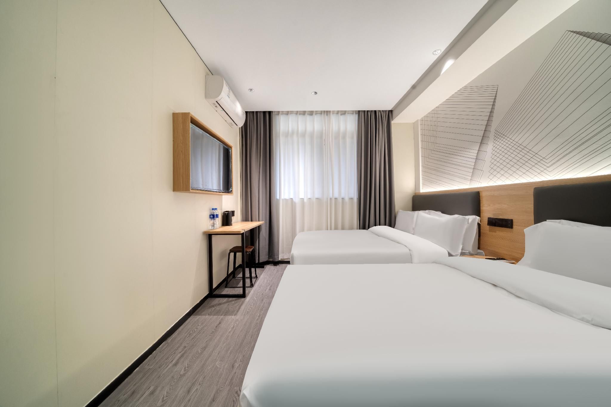 Standard Twin Room for 2 People with 2 Single Beds - Non-Smoking