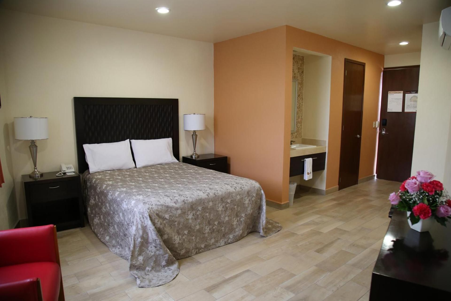 Queen Room