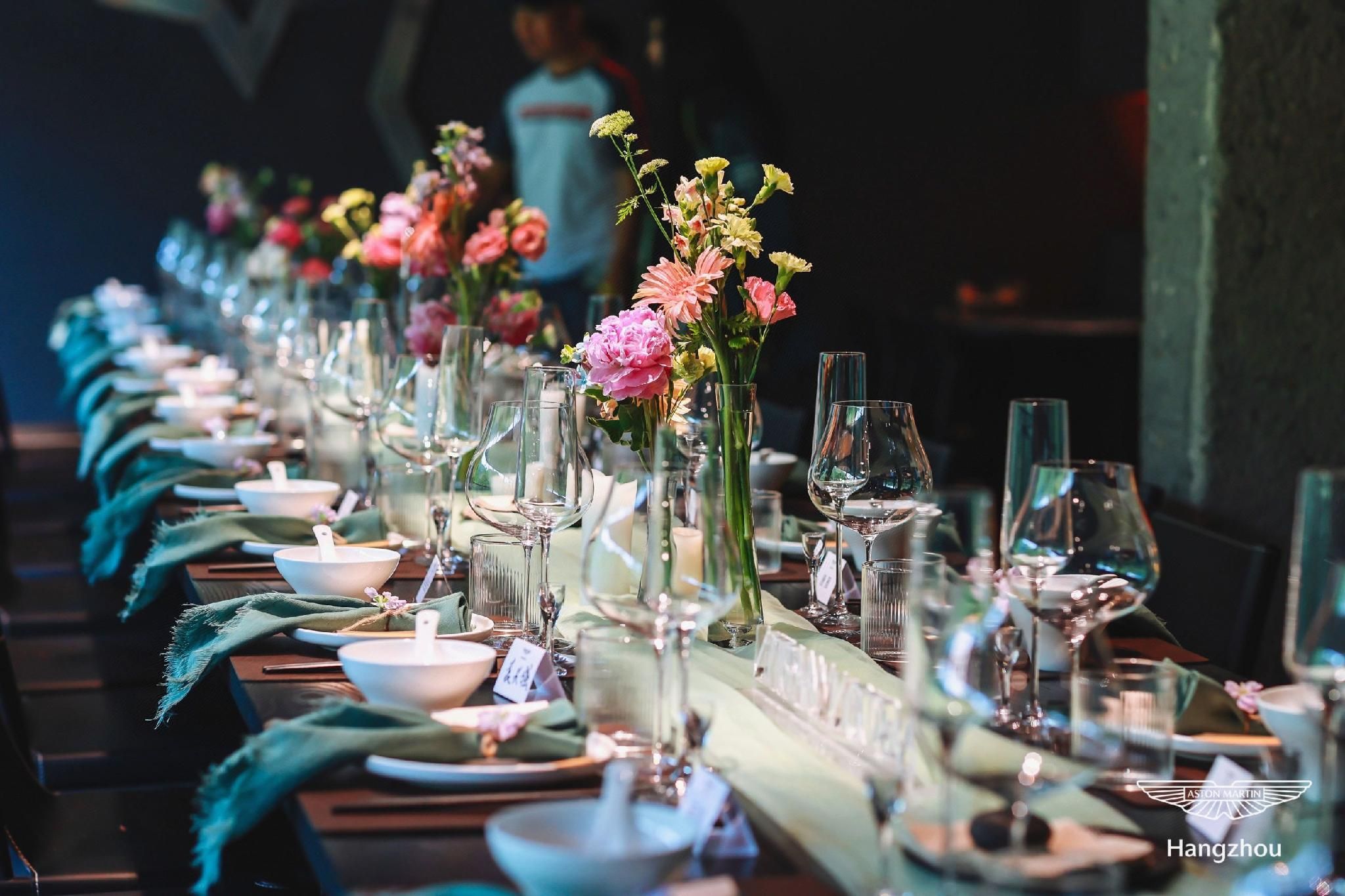 aa177ef14dfaaa30d3f4a9eb4442e5fb