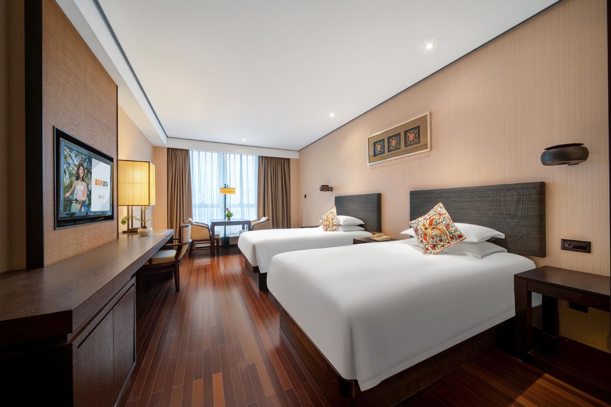 Deluxe Twin Bed