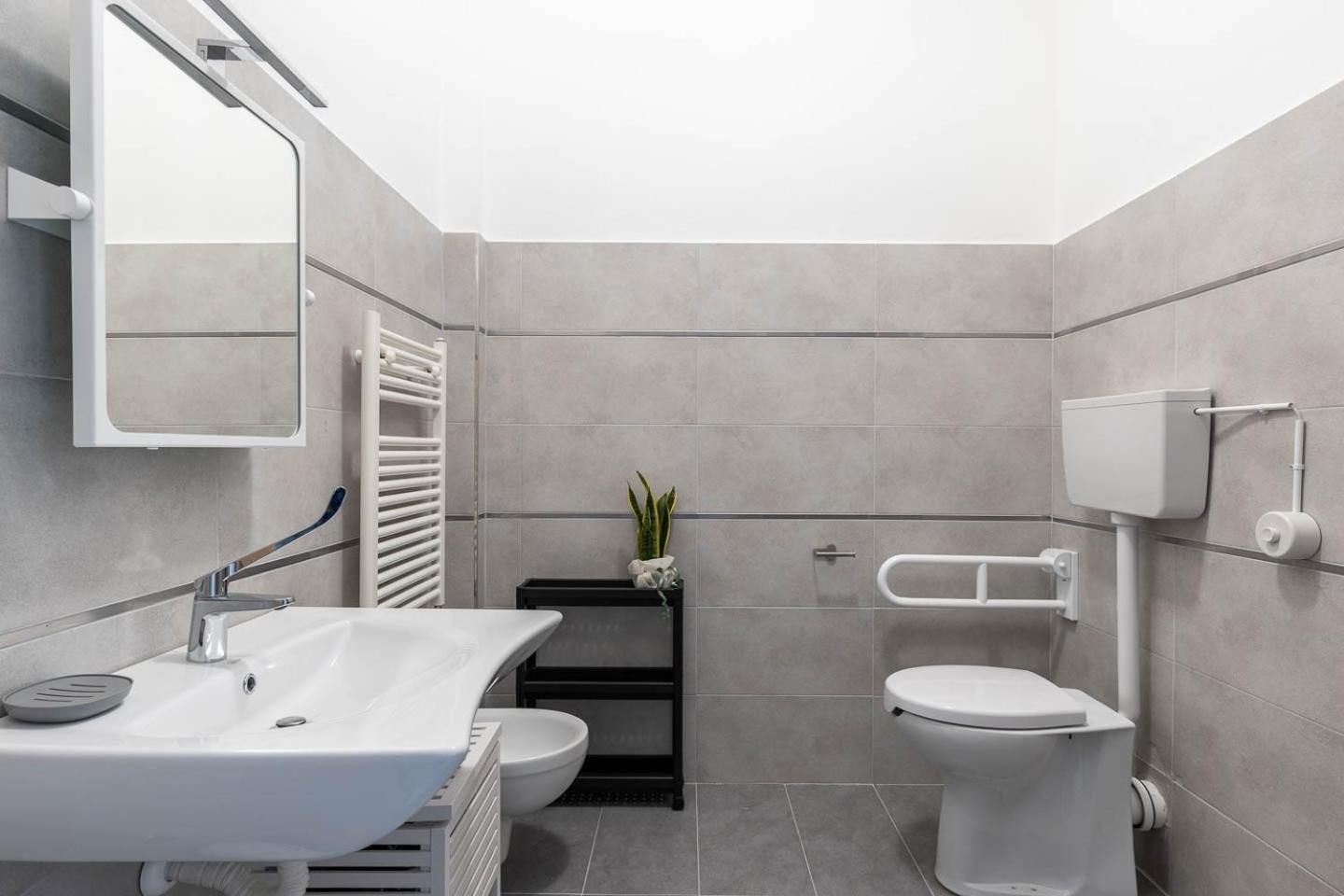 Tuscasì Aparthotel Basic Triple Room 2