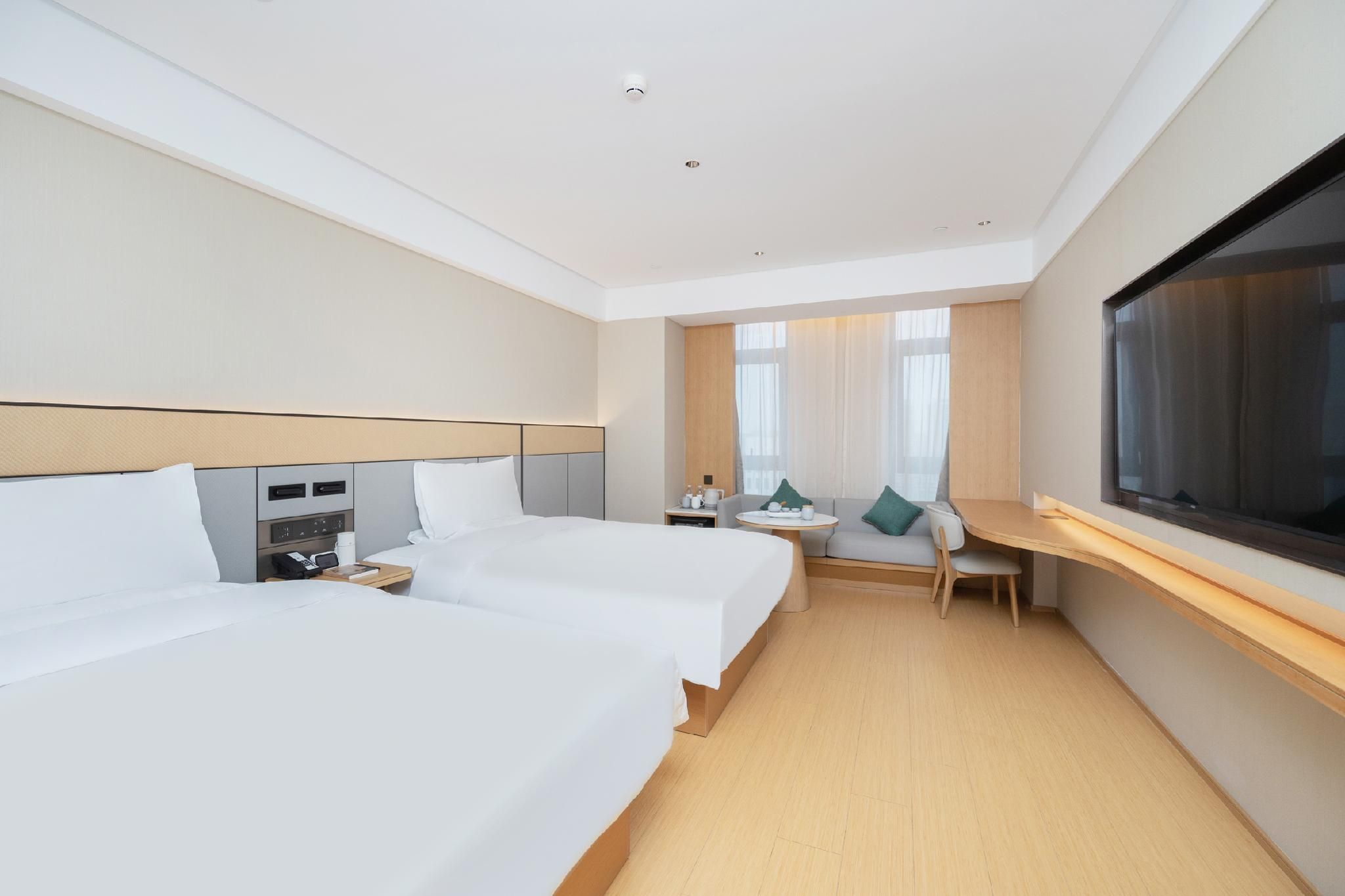 Twin Business Room
