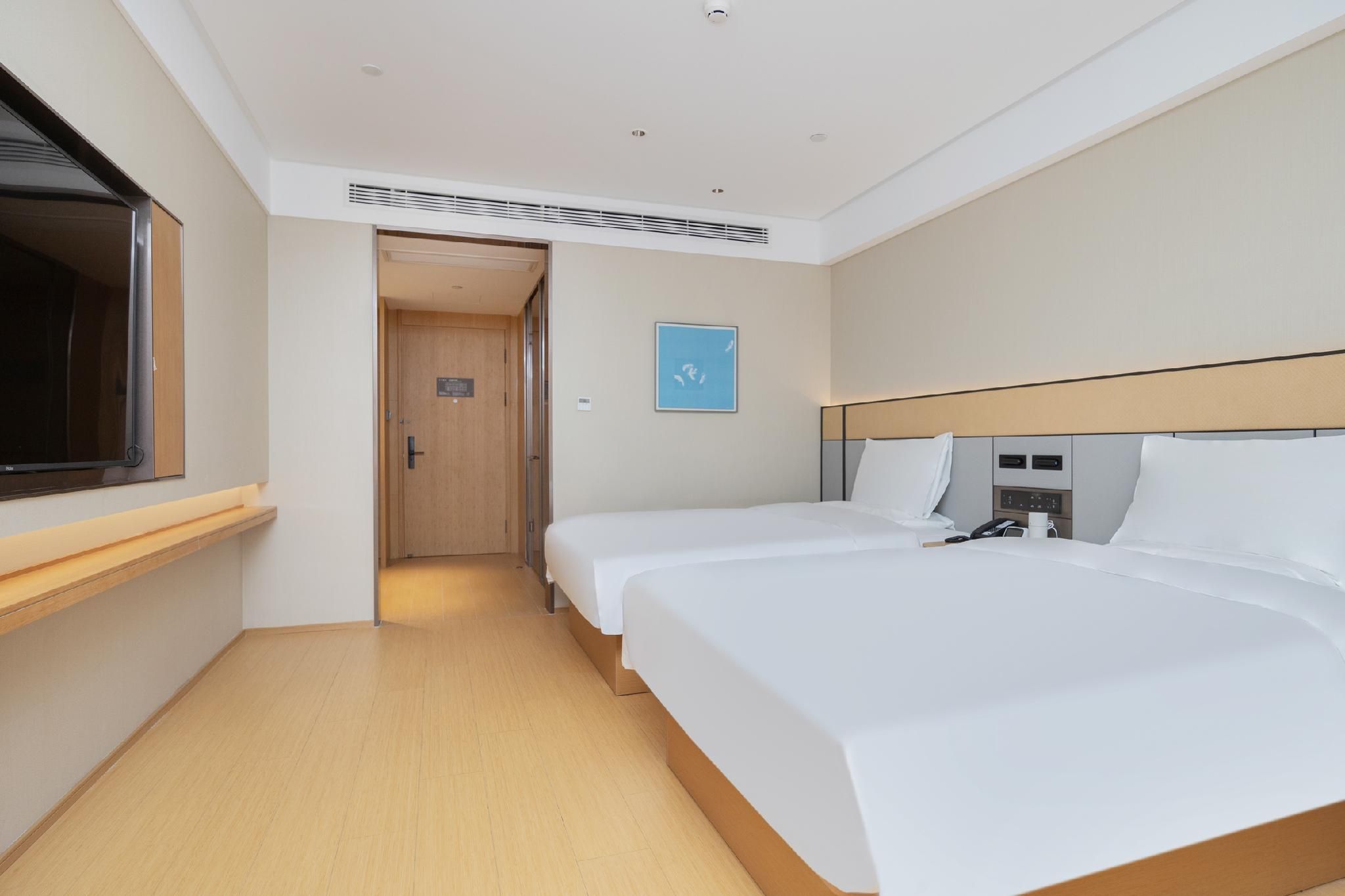 Twin Business Room