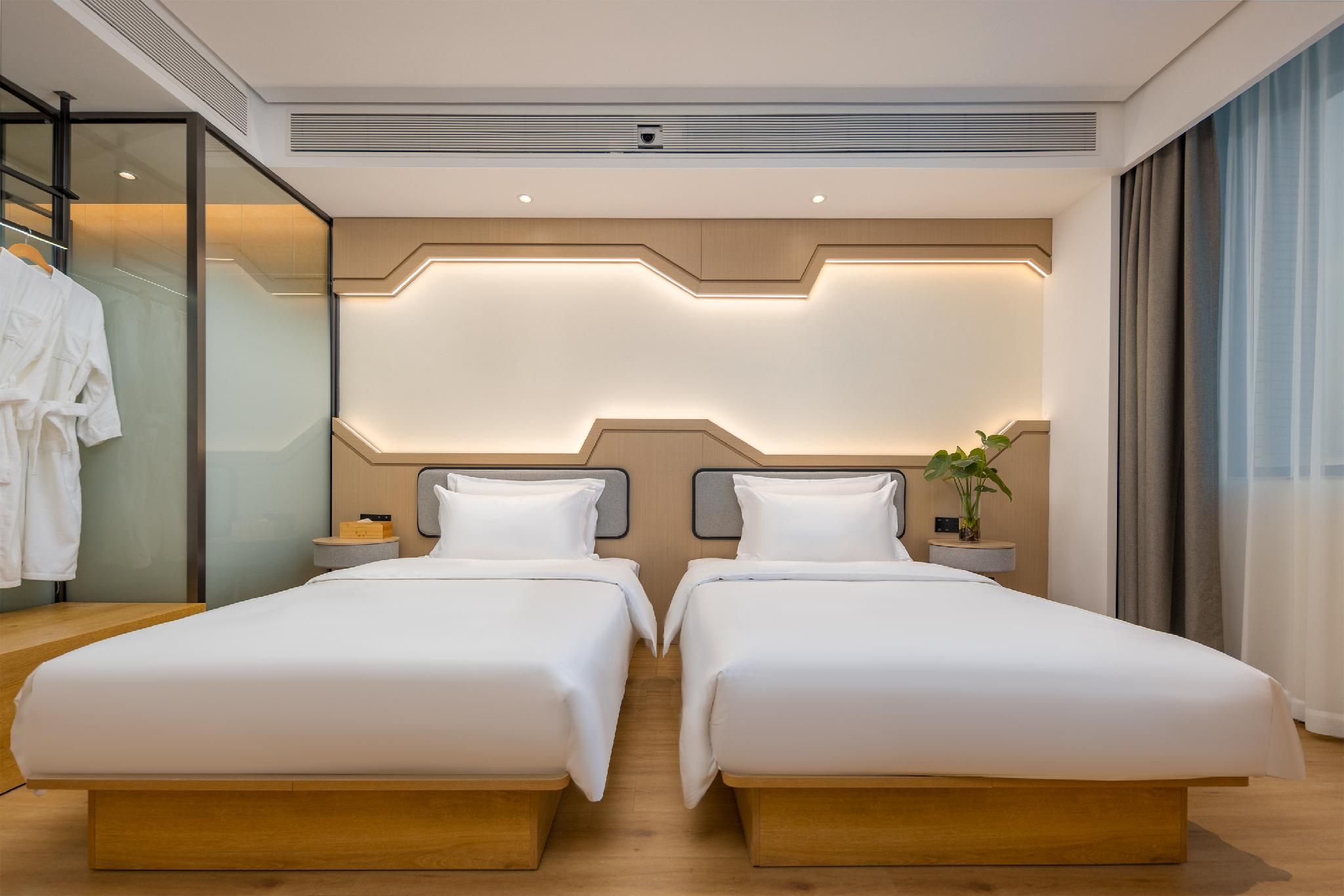 Cinema Themed Family Twin Room