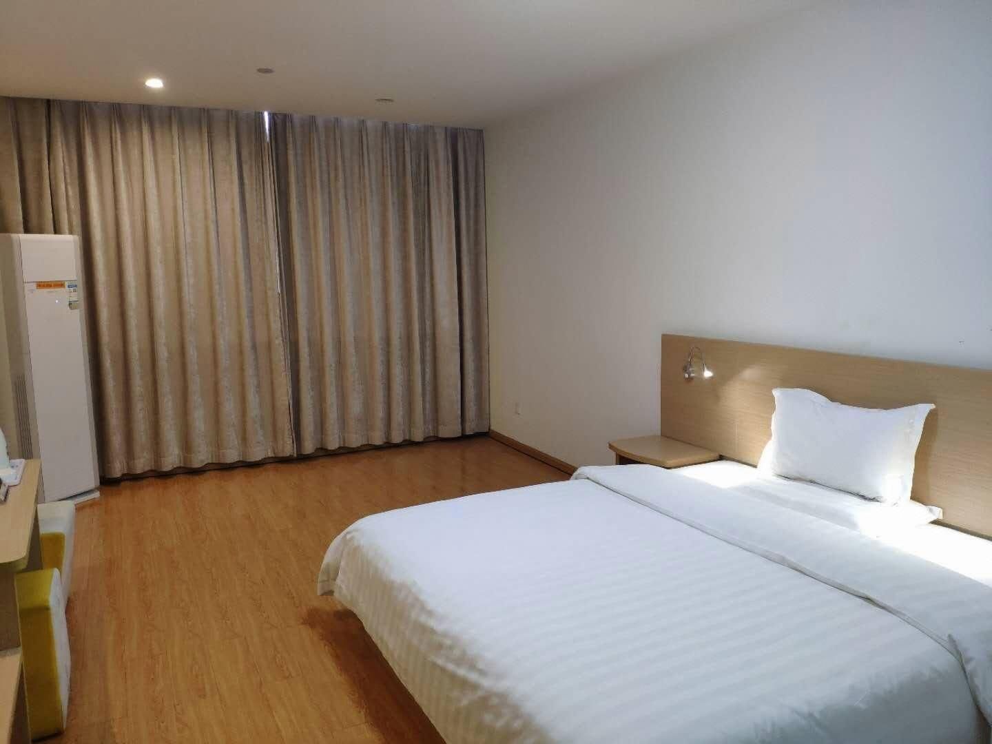 WH - Family Room