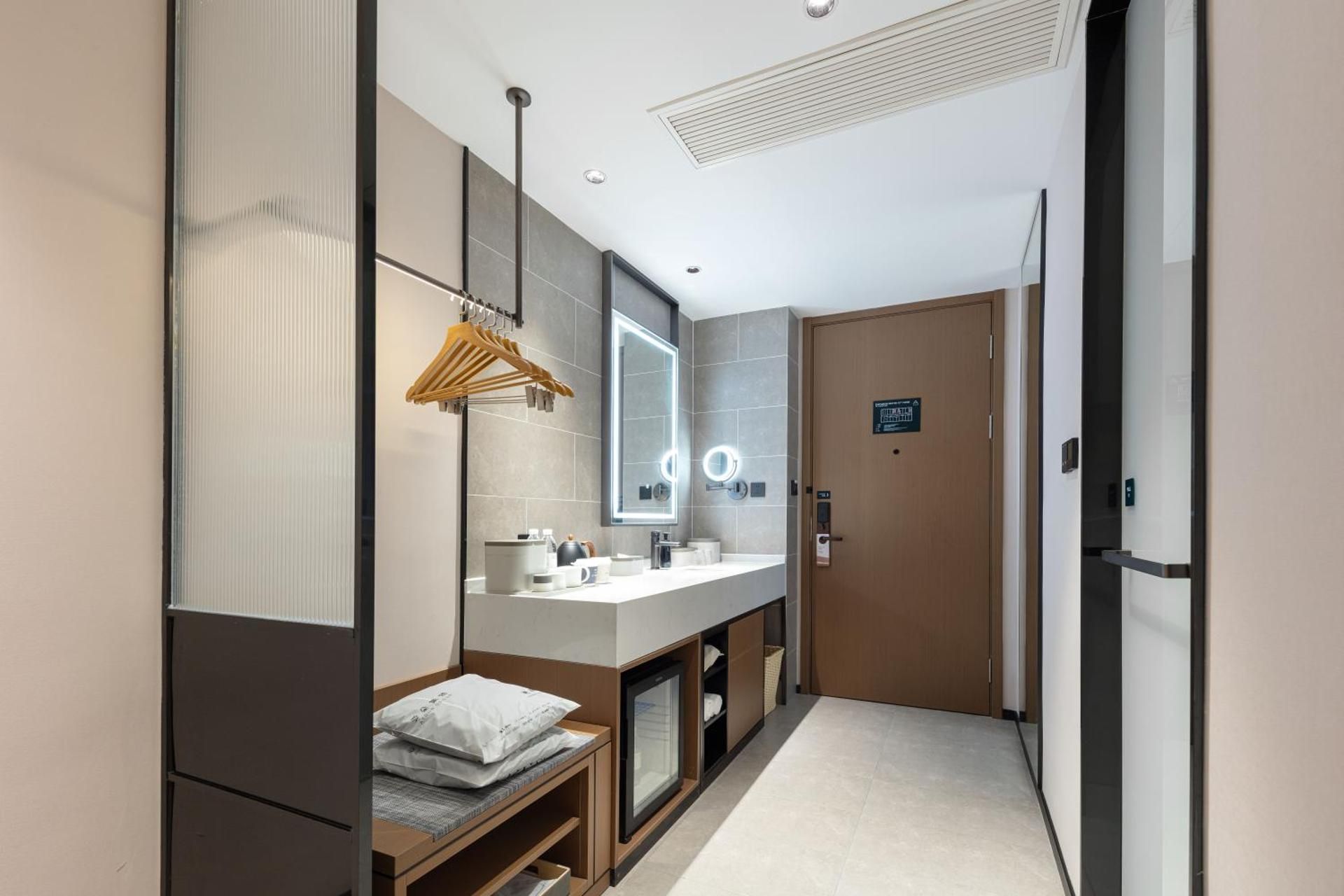 Atour - Premium Twin Room
