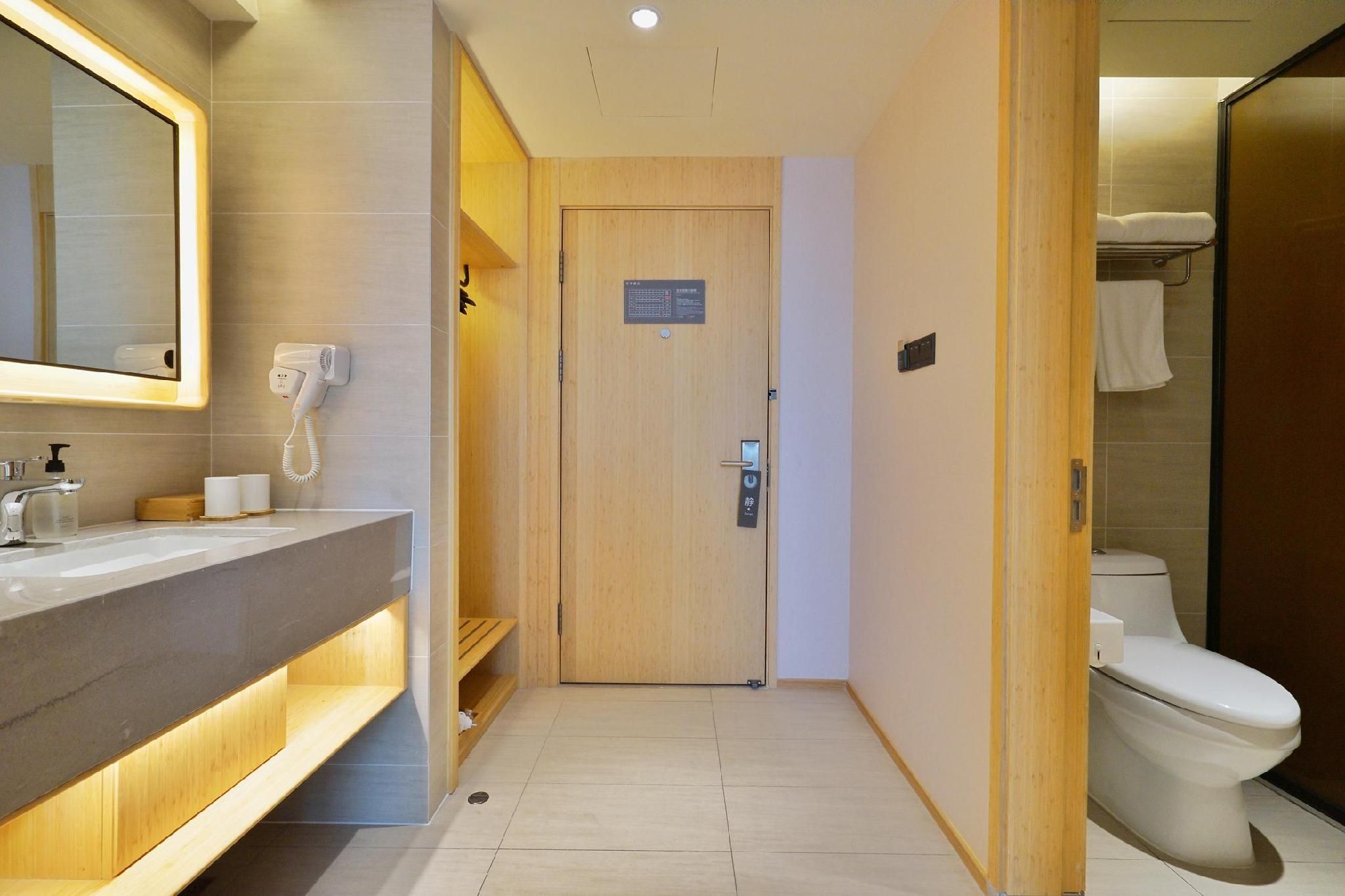 Business Queen Bed Room