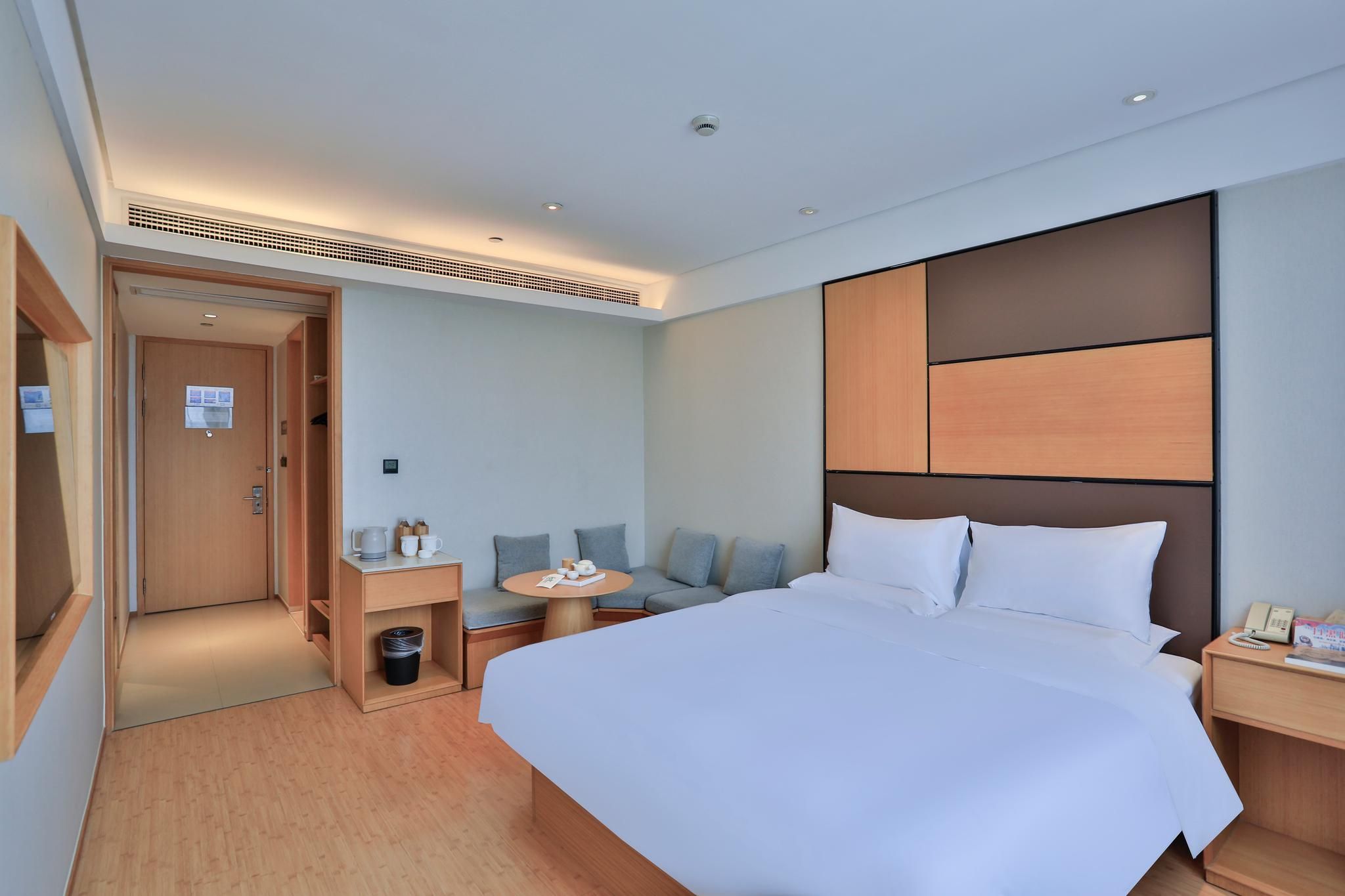 Business Queen Bed Room