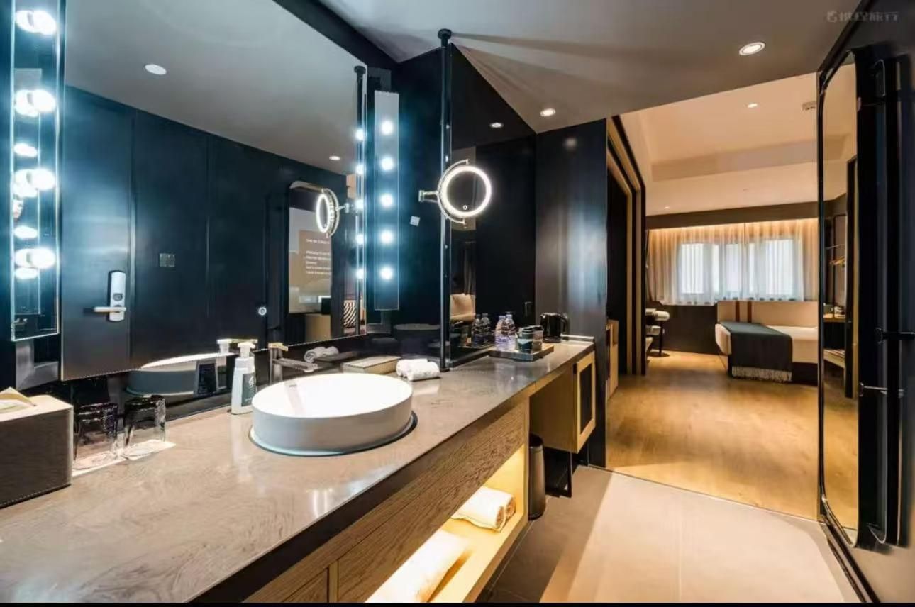 Theme Double Room - Vinyl Classic