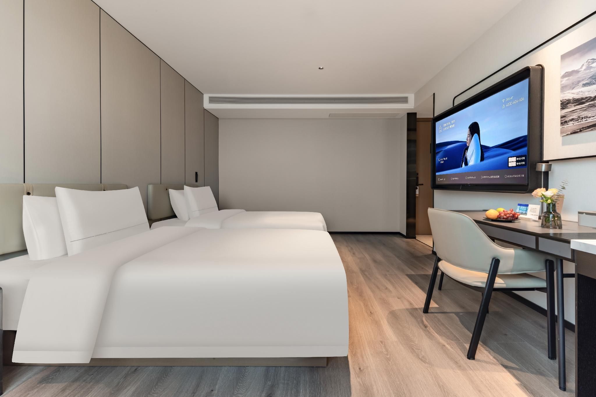Premier Courtyard Twin Room