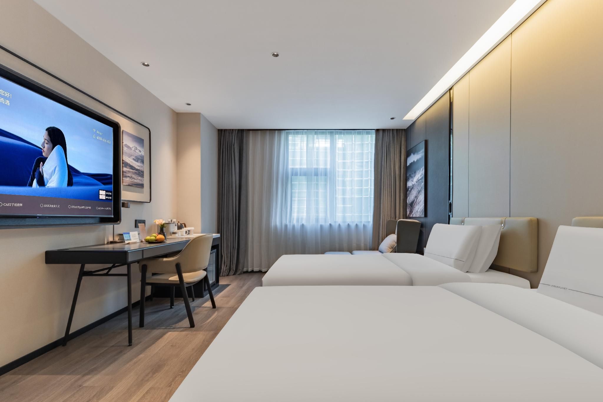Premier Courtyard Twin Room