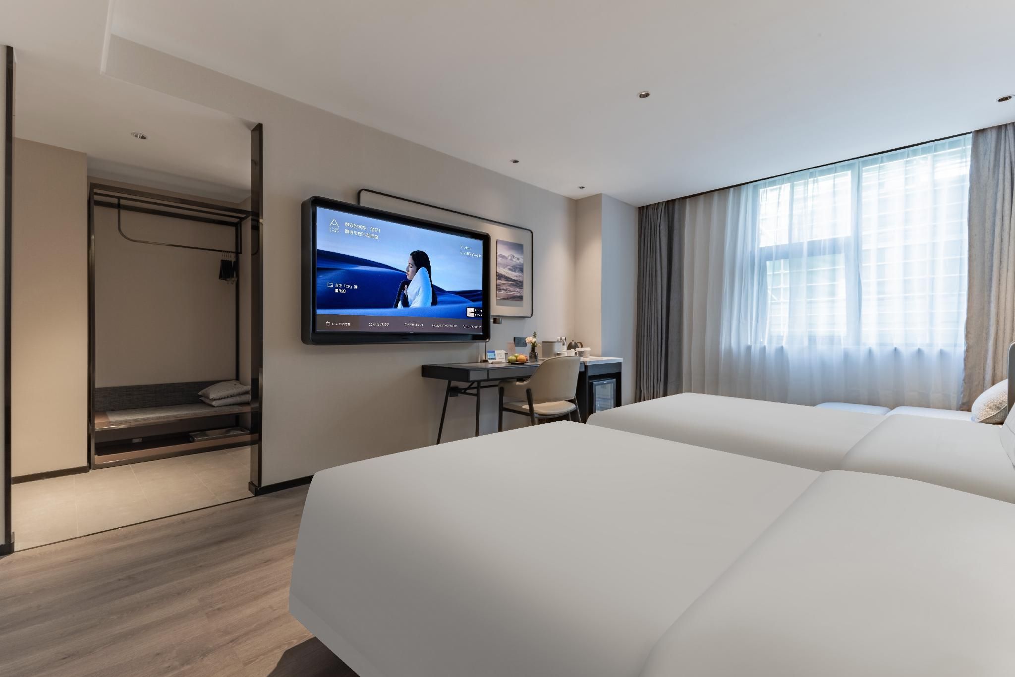 Executive Courtyard Twin Room