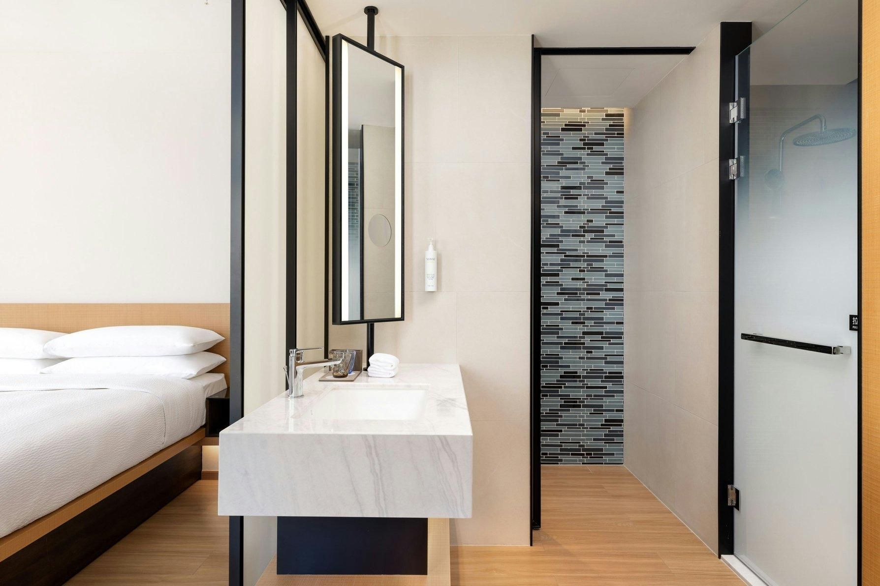 Premium King, Guest room, 1 King, City view