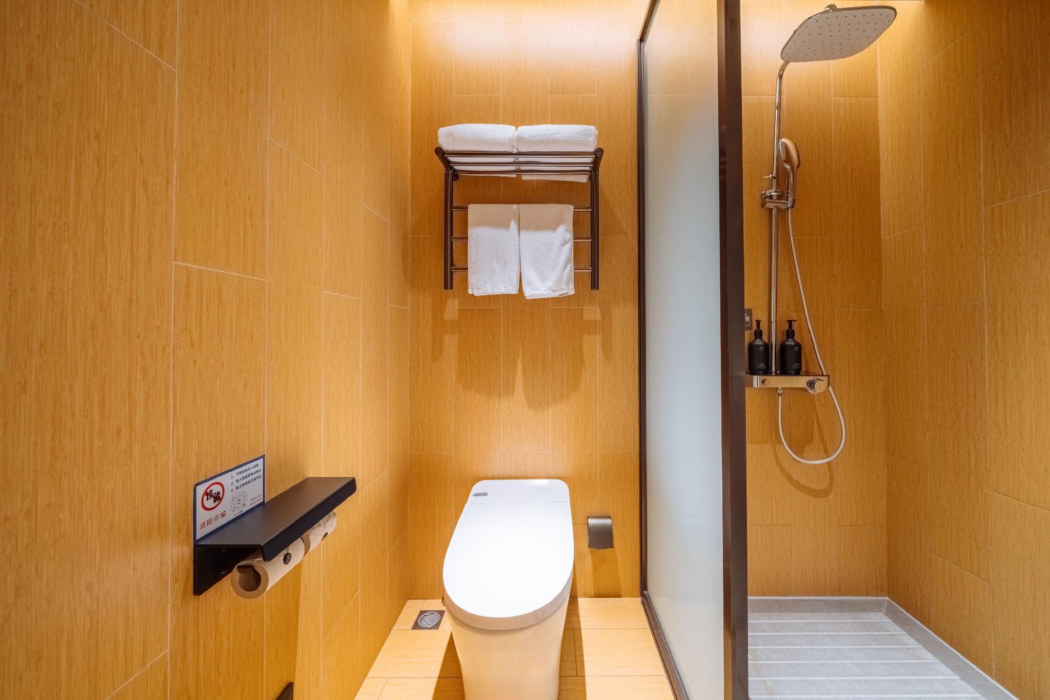 Business Queen Bed Room