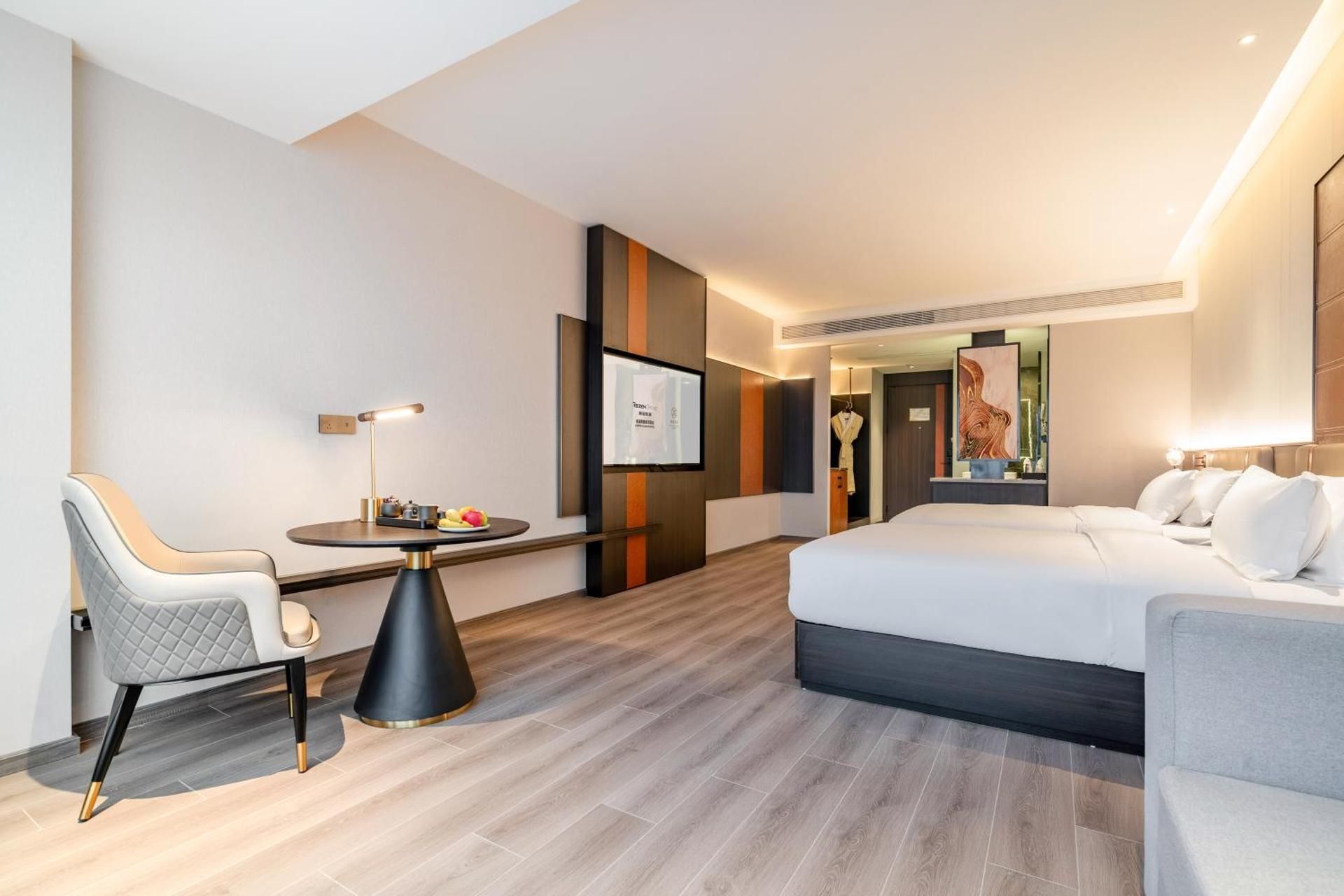 Large Twin Room