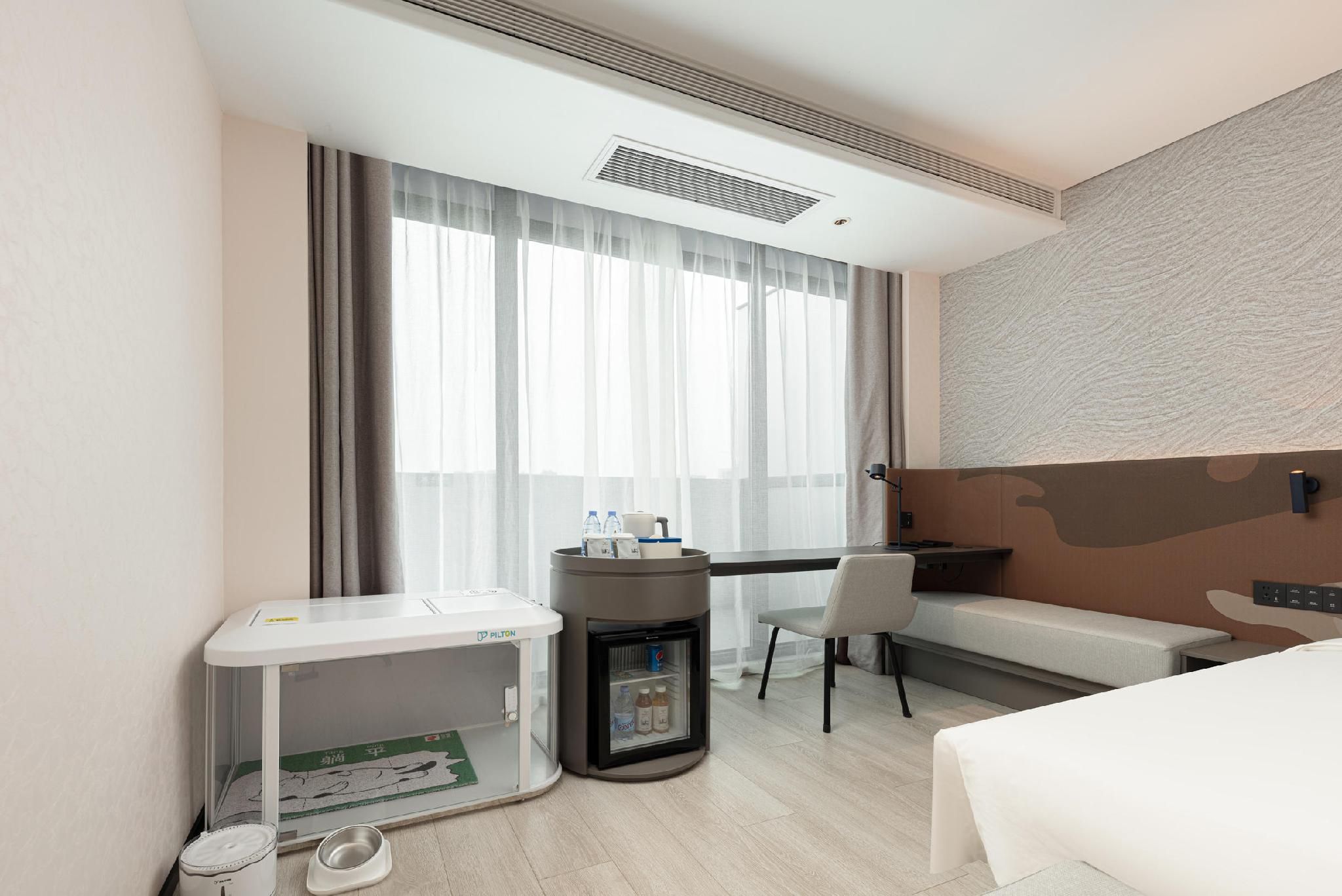 Pet Friendly - Dog Theme Room