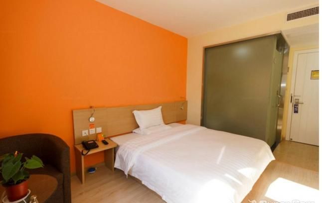 Freedom Twin Room